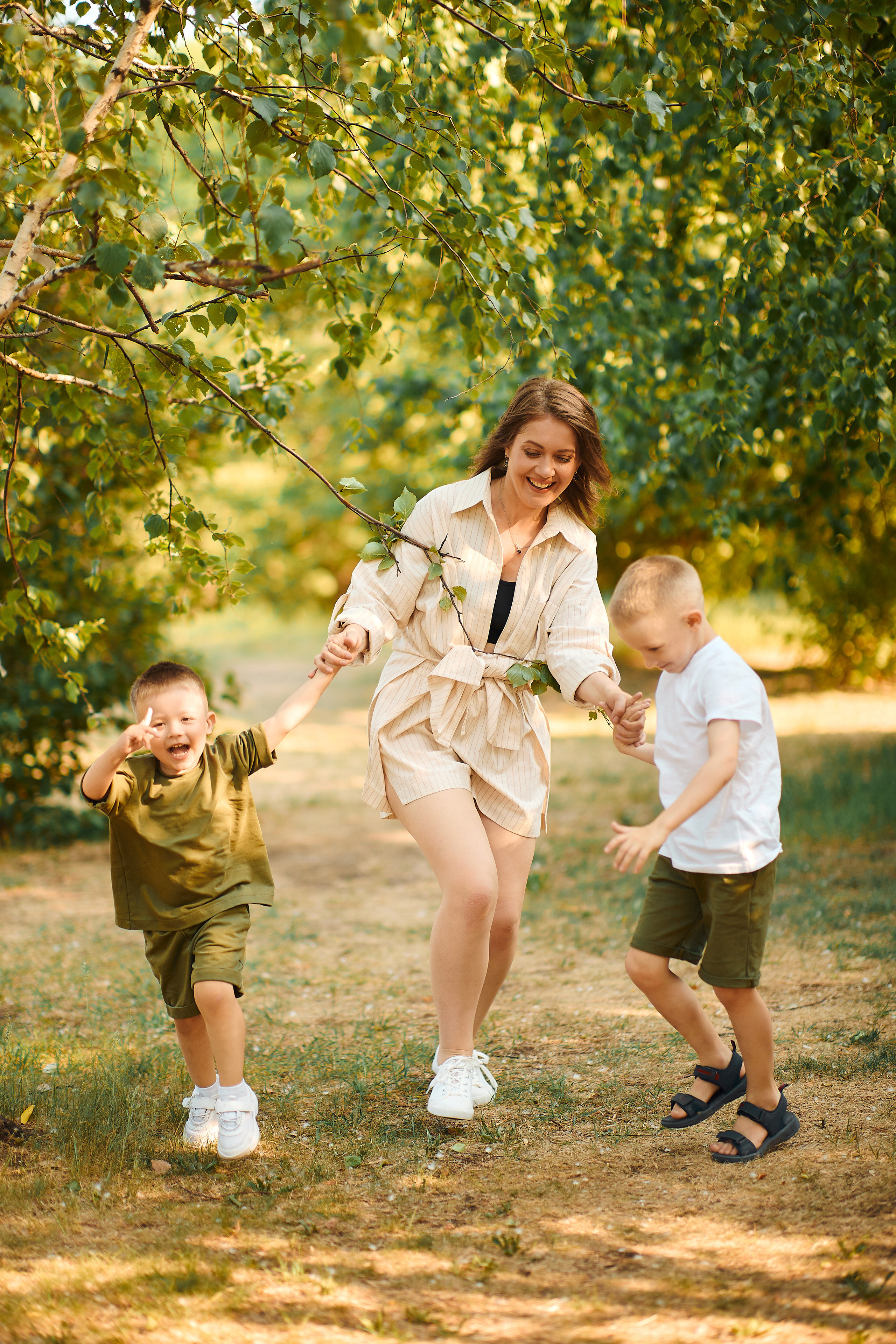 АСТОН реклама и контент. Бизнес портрет Аэросъемка Интерьерная съемка Тюмень