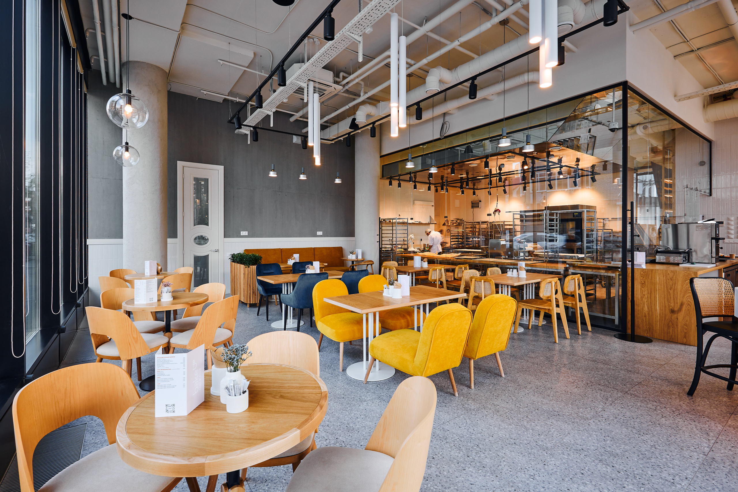 Кофейная BakeUP. Бизнес портрет Аэросъемка Интерьерная съемка Тюмень