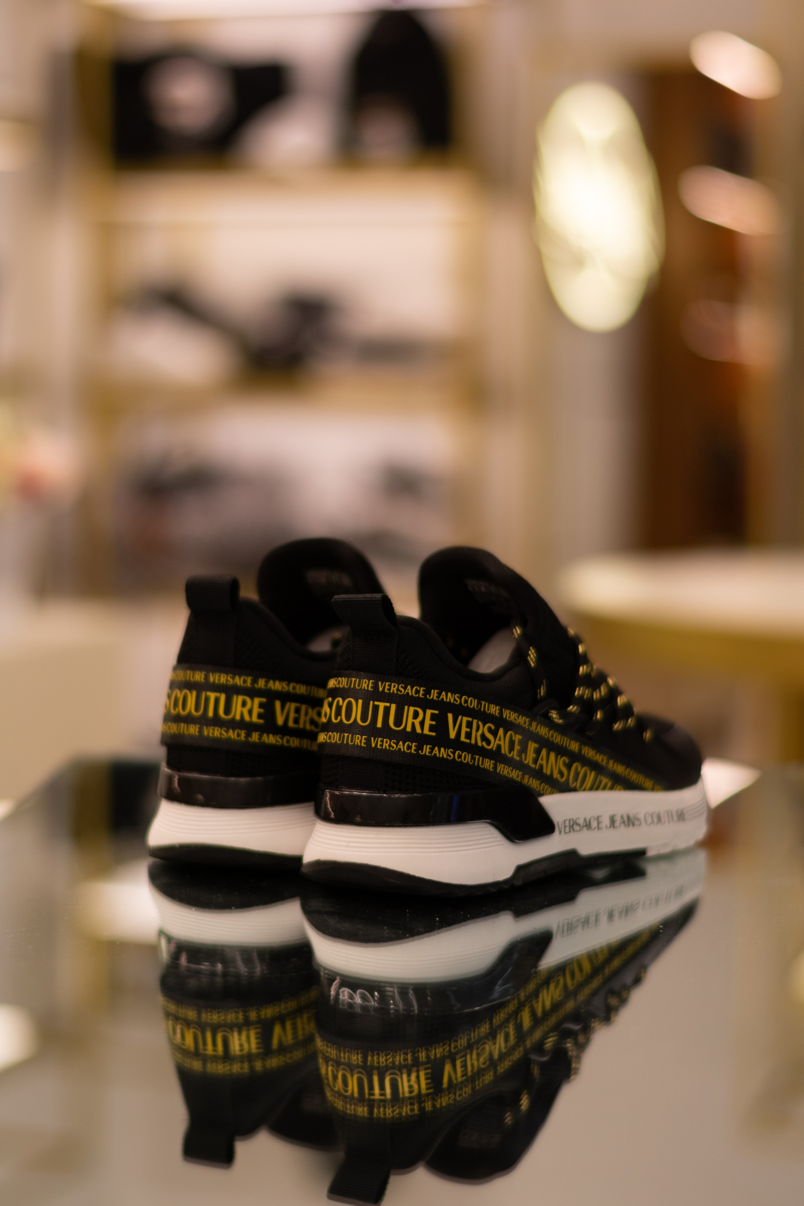 Для организаций. Предметная фотосессия для обувного магазина Capsula. Фотограф/видеограф Богдан Голованов