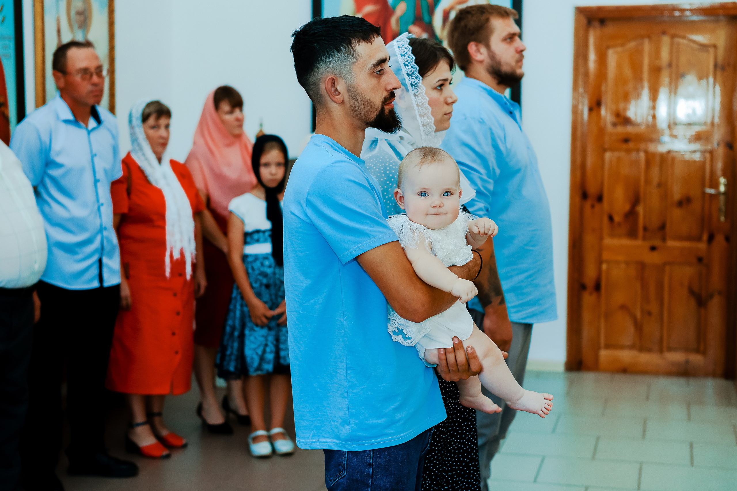 Таинство Крещения Отца и Дочери. Свадебный фотограф Евгения Фролова г. Каменск-Шахтинский, Донецк, Ростов
