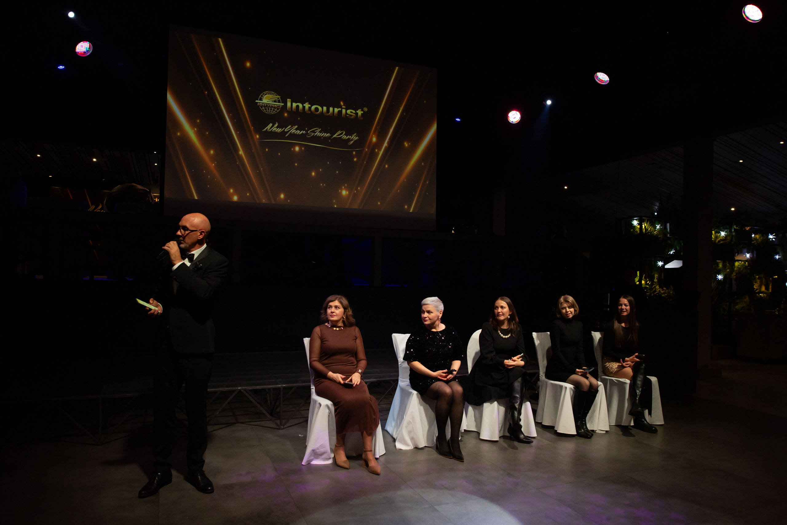 Корпоратив ресторан Времена года Москва. Семейный и детский фотограф Анна Петракова