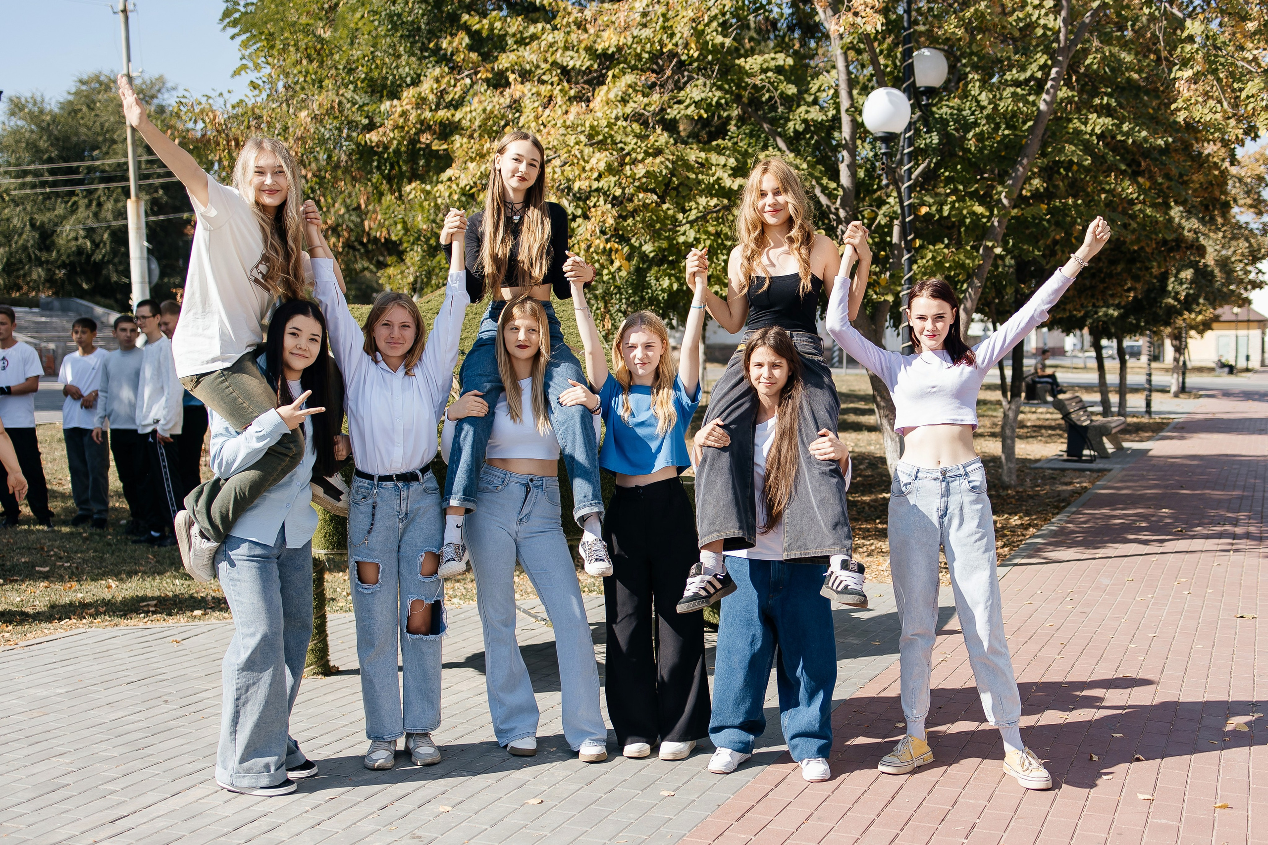 Школьный парк. Свадебный фотограф Саратов Екатерина Абросимова