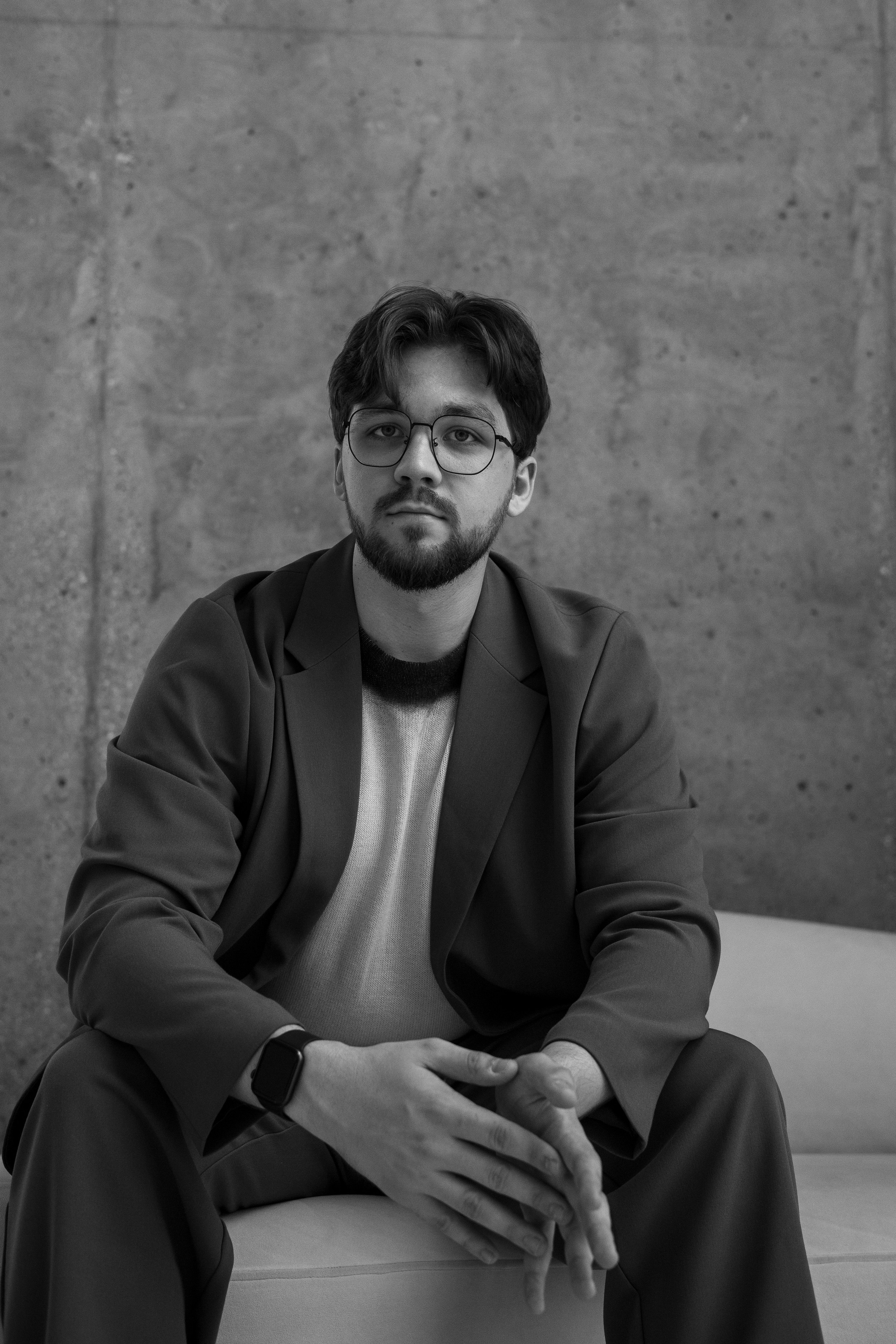 Юлия и Данила. «Пять граней силы». Семейная фотосессия мама и взрослый сын. Психолог, фотограф Мария Черницкая