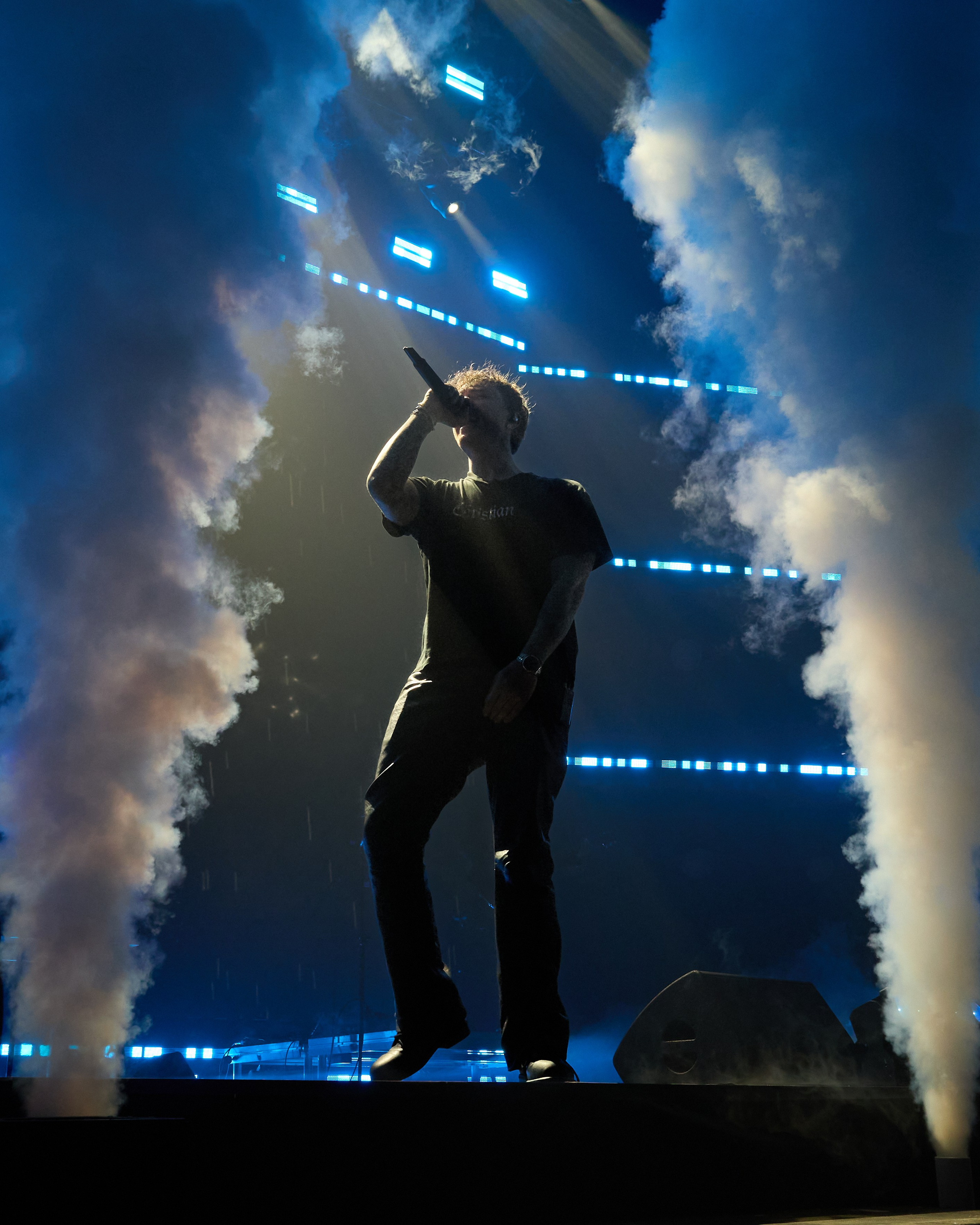 Egor Kreed. Святослав Лебедев | Рекламный фотограф — Коммерческая съемка, Арт-дирекшн, AI-интеграция