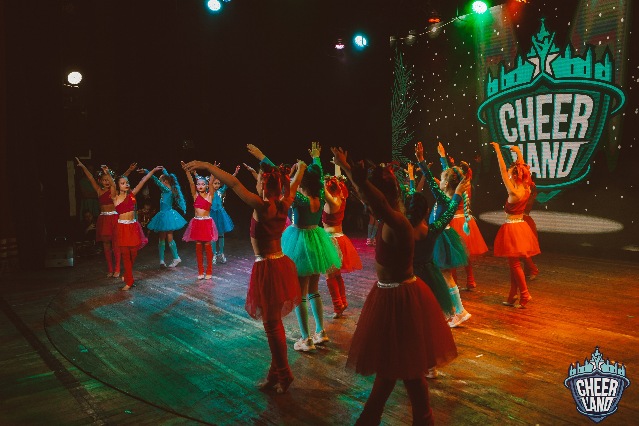 КОСМИЧЕСКОЕ НОВОГОДНЕЕ ПУТЕШЕСТВИЕ «CHEER LAND». Репортажный, семейный, свадебный, портретный фотограф