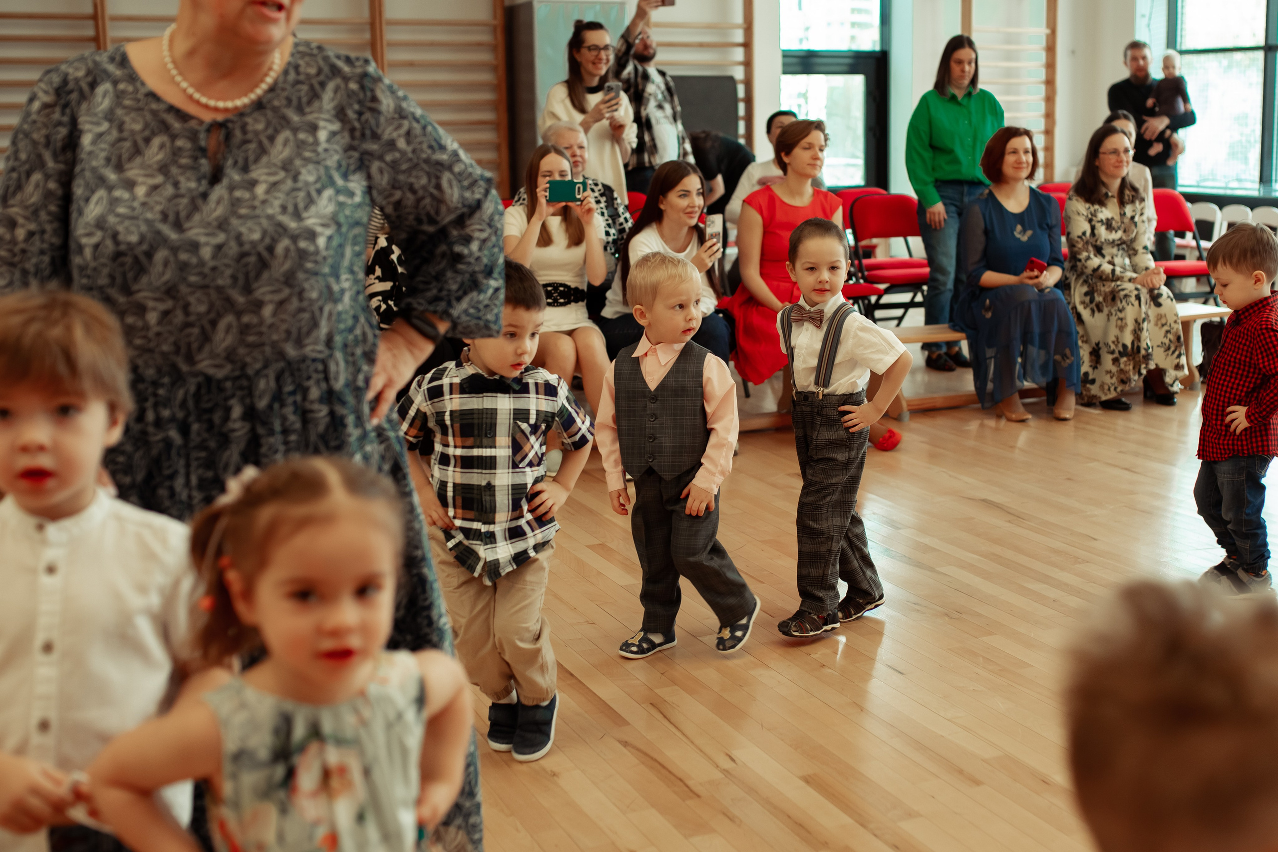 Праздник весны в детском саду. Семейный и детский фотограф в Москве Дорогова Екатерина