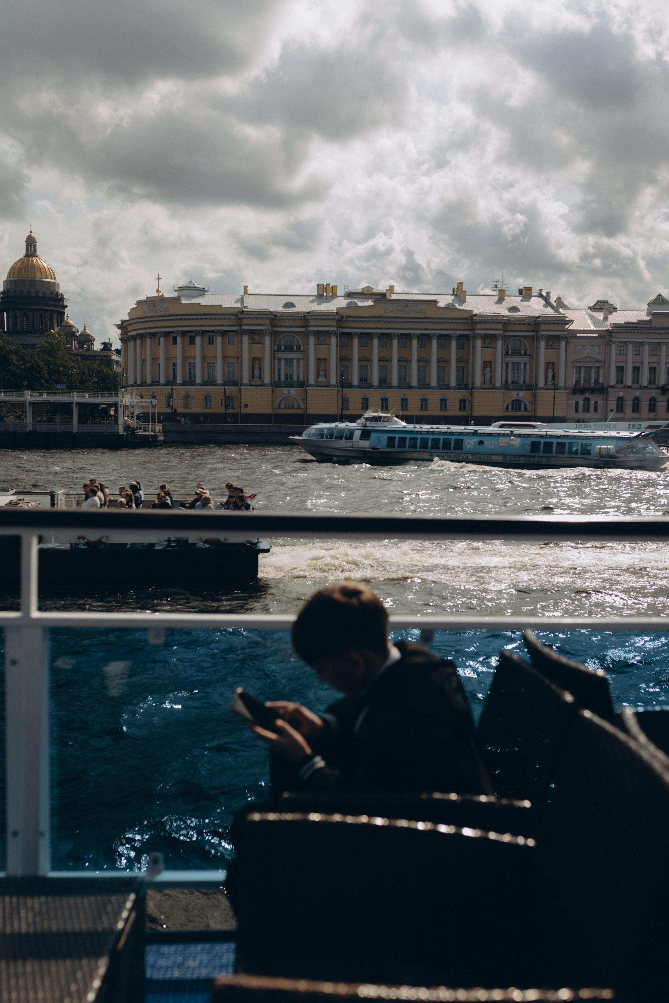 Прогулка на катере. Фотограф Ксюша Белоносова