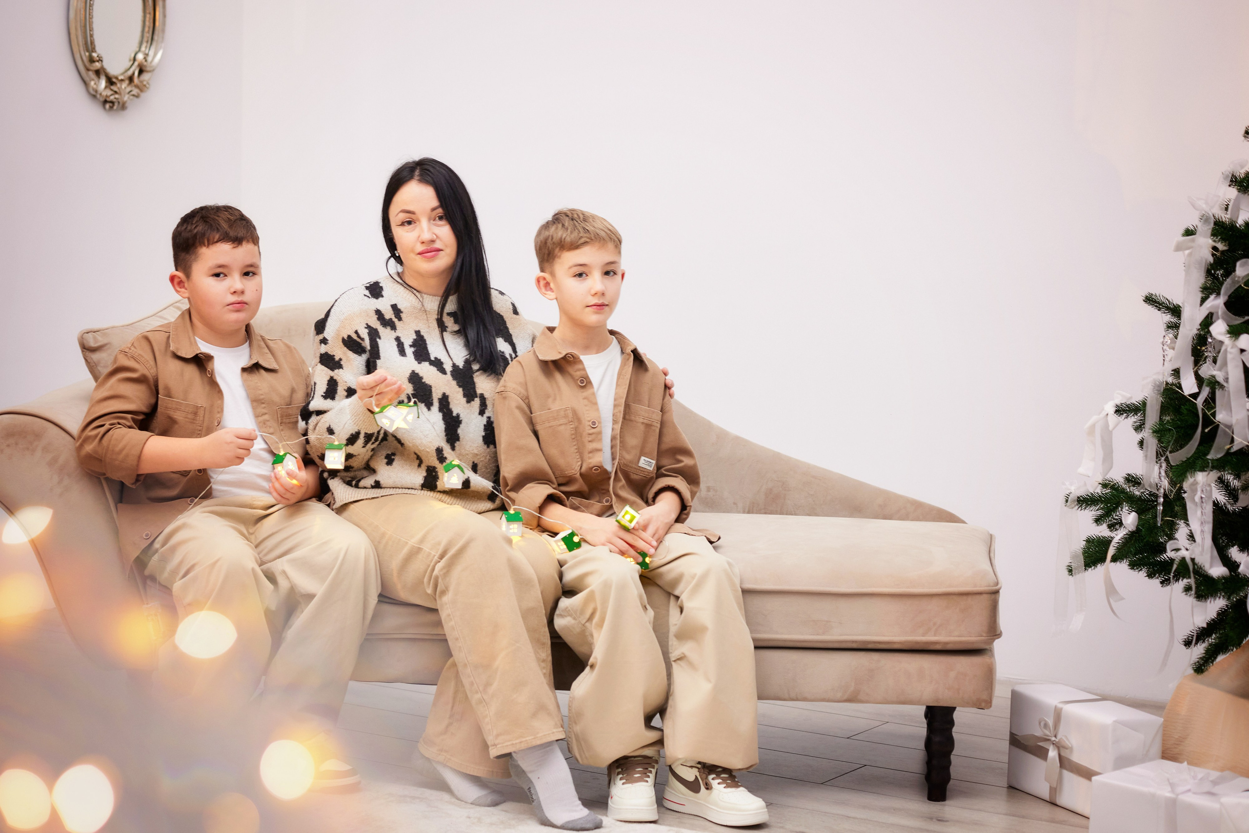 Новогодняя семейная фотосессия. Фотостудия Рассвет