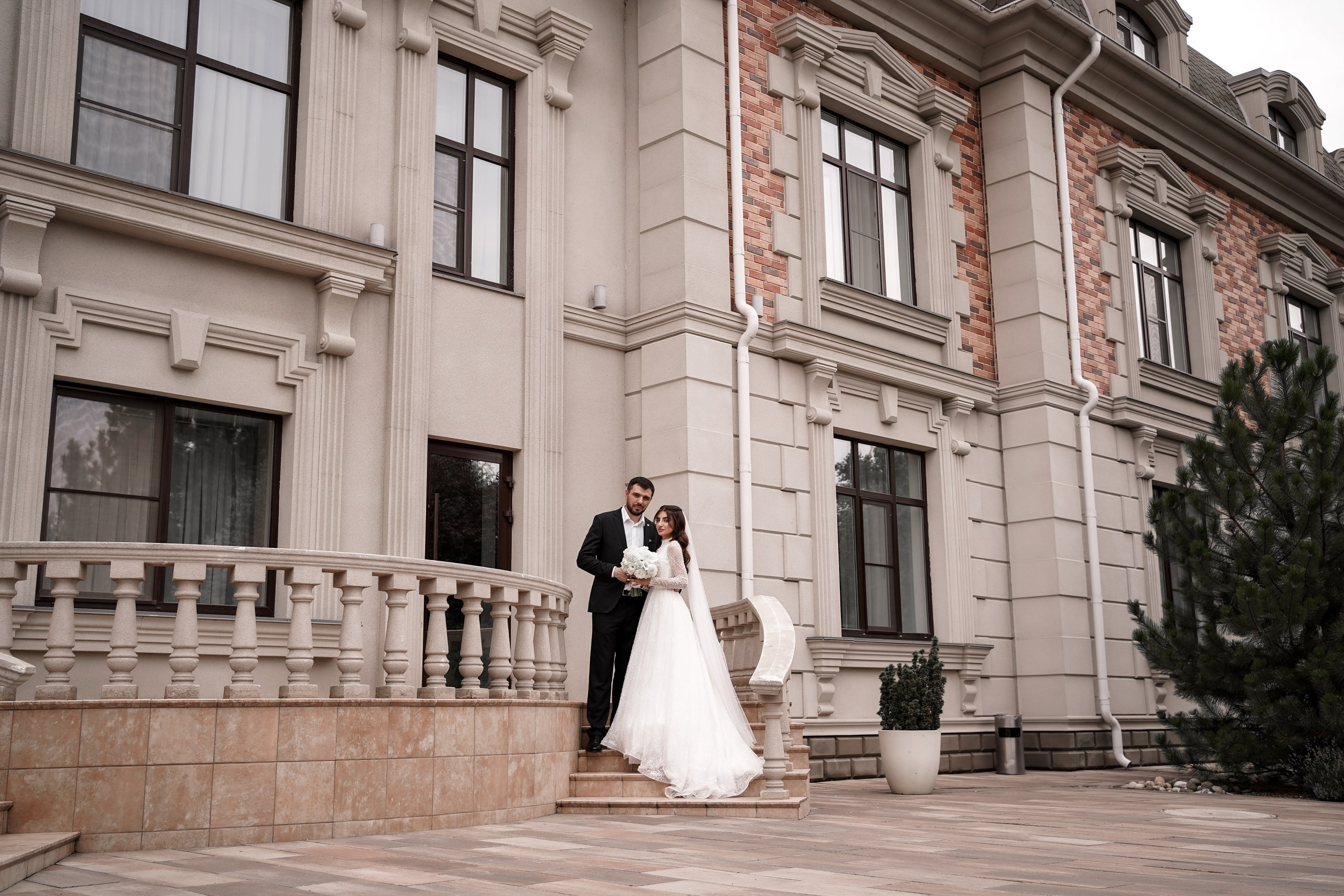 Свадебная фотосессия в отеле «Графский парк». Фотограф Ростов-на-Дону. Абдул и Фируза. Свадебный фотограф в Ростове-на-Дону. Таинство Крещения и Венчания, семейные фотосессии. Алёна Чёботова