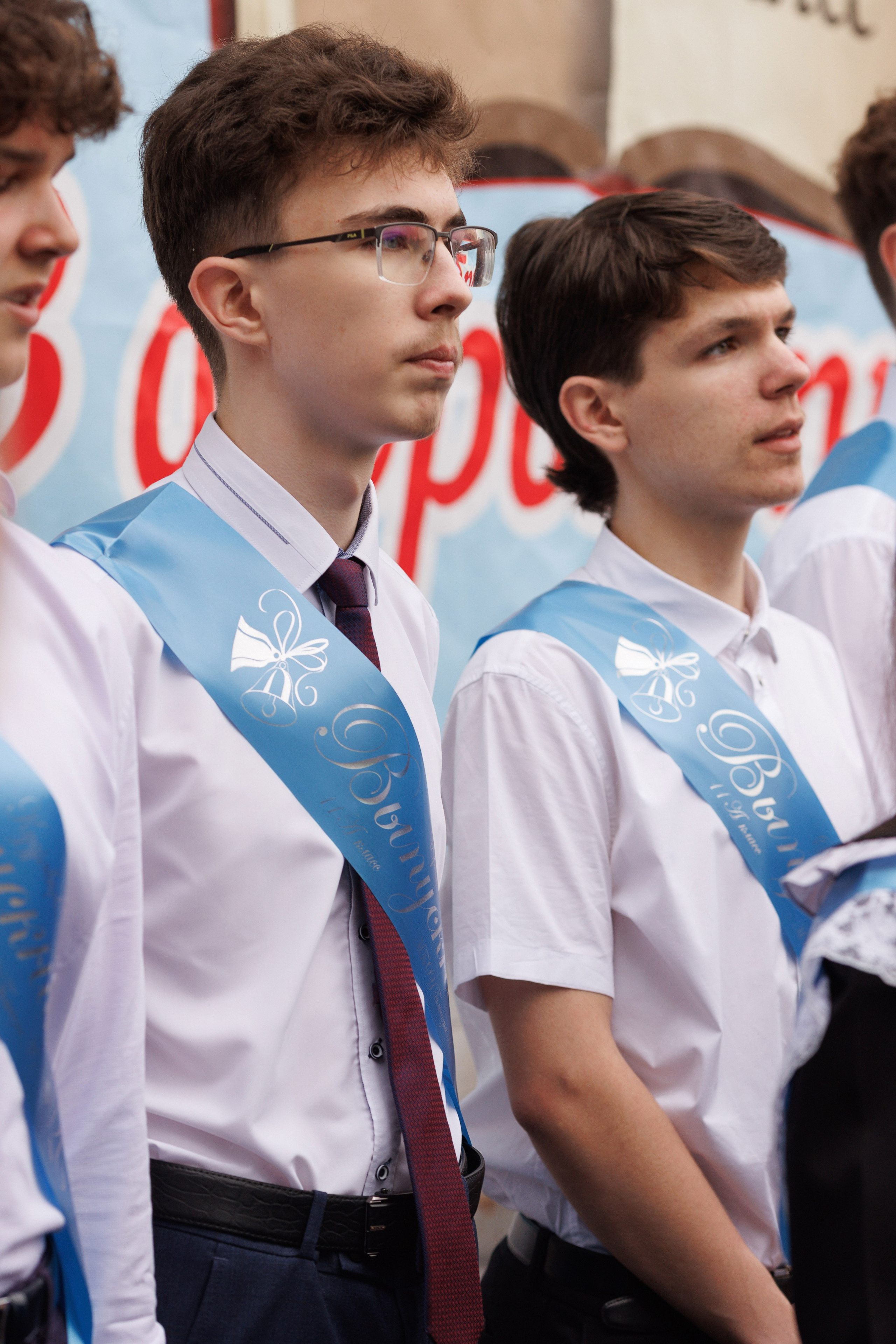 Последний звонок Гимназия Артем. Photoalbum-vl.ru
