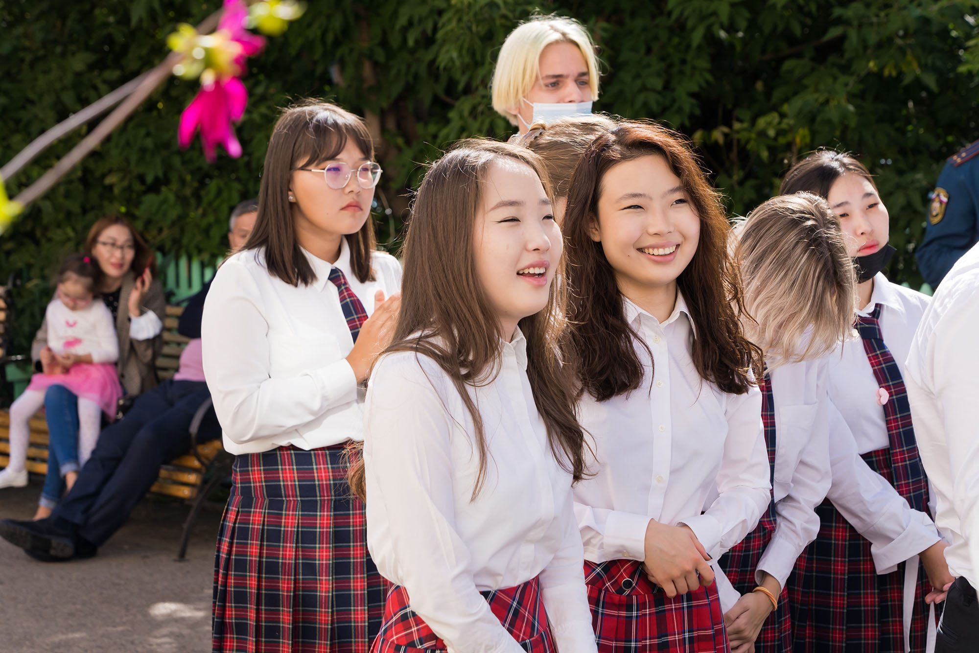 59 гимназия, торжественная линейка 1.09.2021. Фотограф Улан-Удэ Этагоров Баир