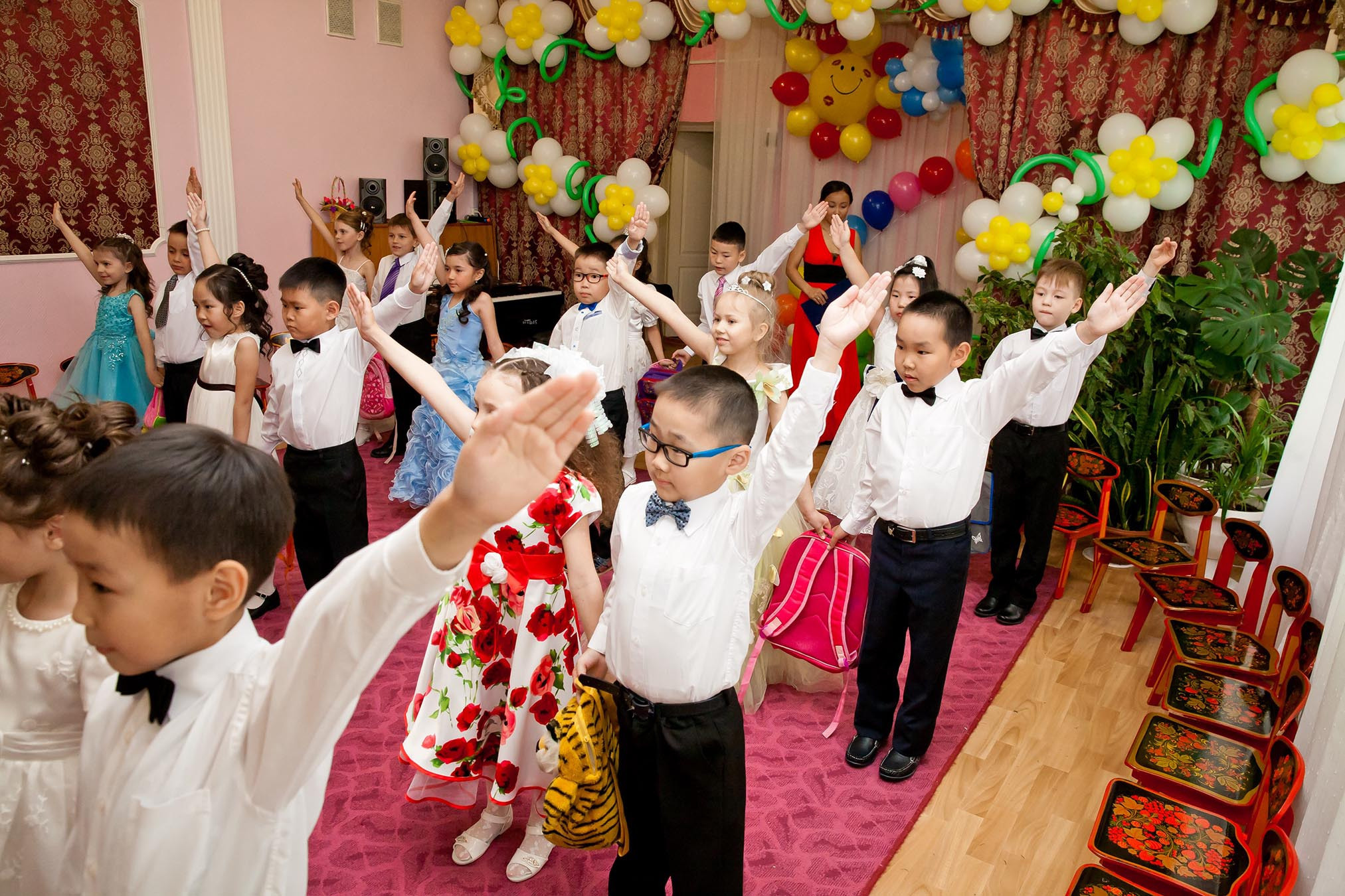 Выпускной утренник в детском саду. Фотограф Улан-Удэ Этагоров Баир
