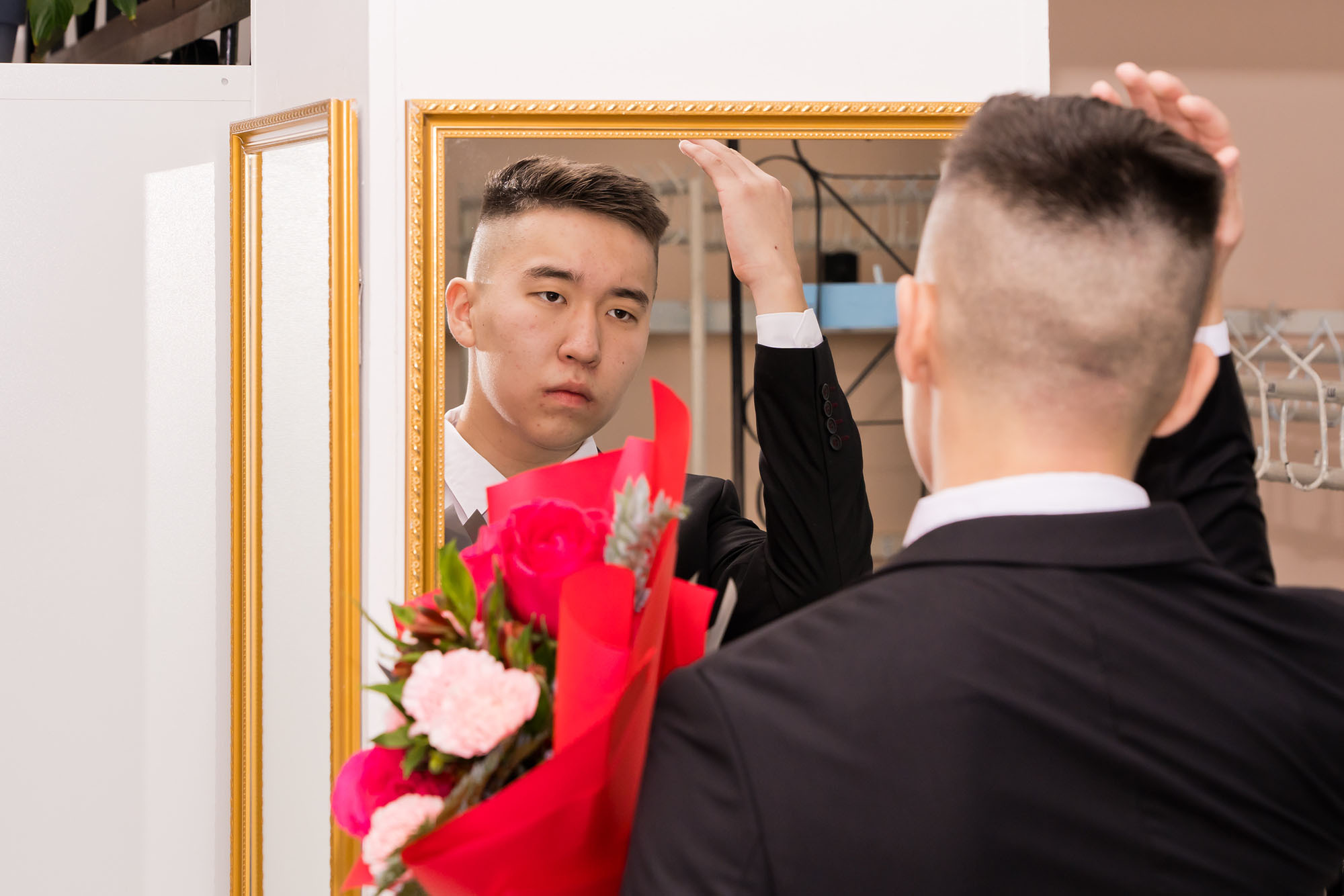 59 гимназия, торжественная линейка 1.09.2021. Фотограф Улан-Удэ Этагоров Баир