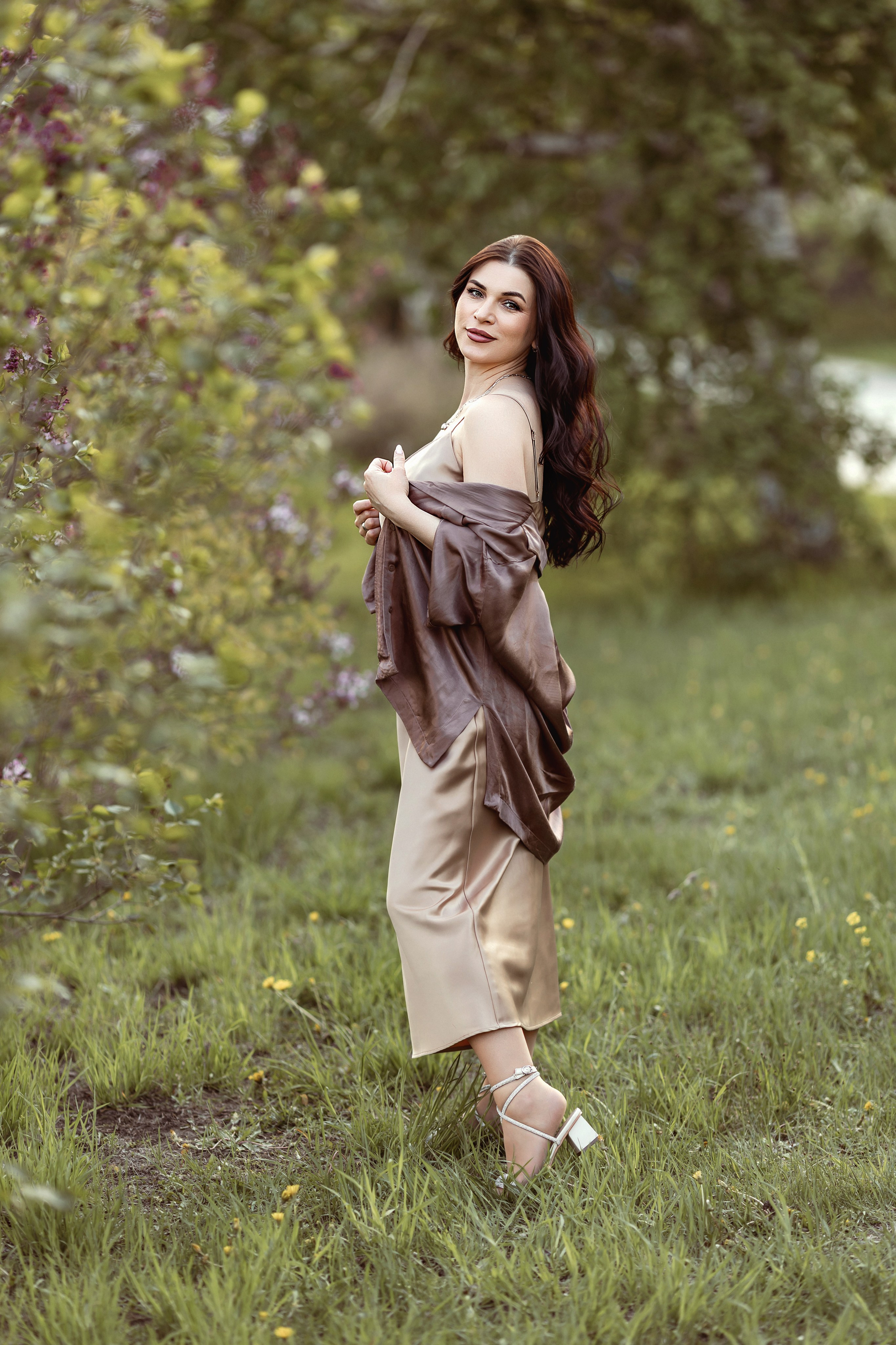 Съёмка в цветущих садах. Детский и семейный фотограф Елена Воропаева