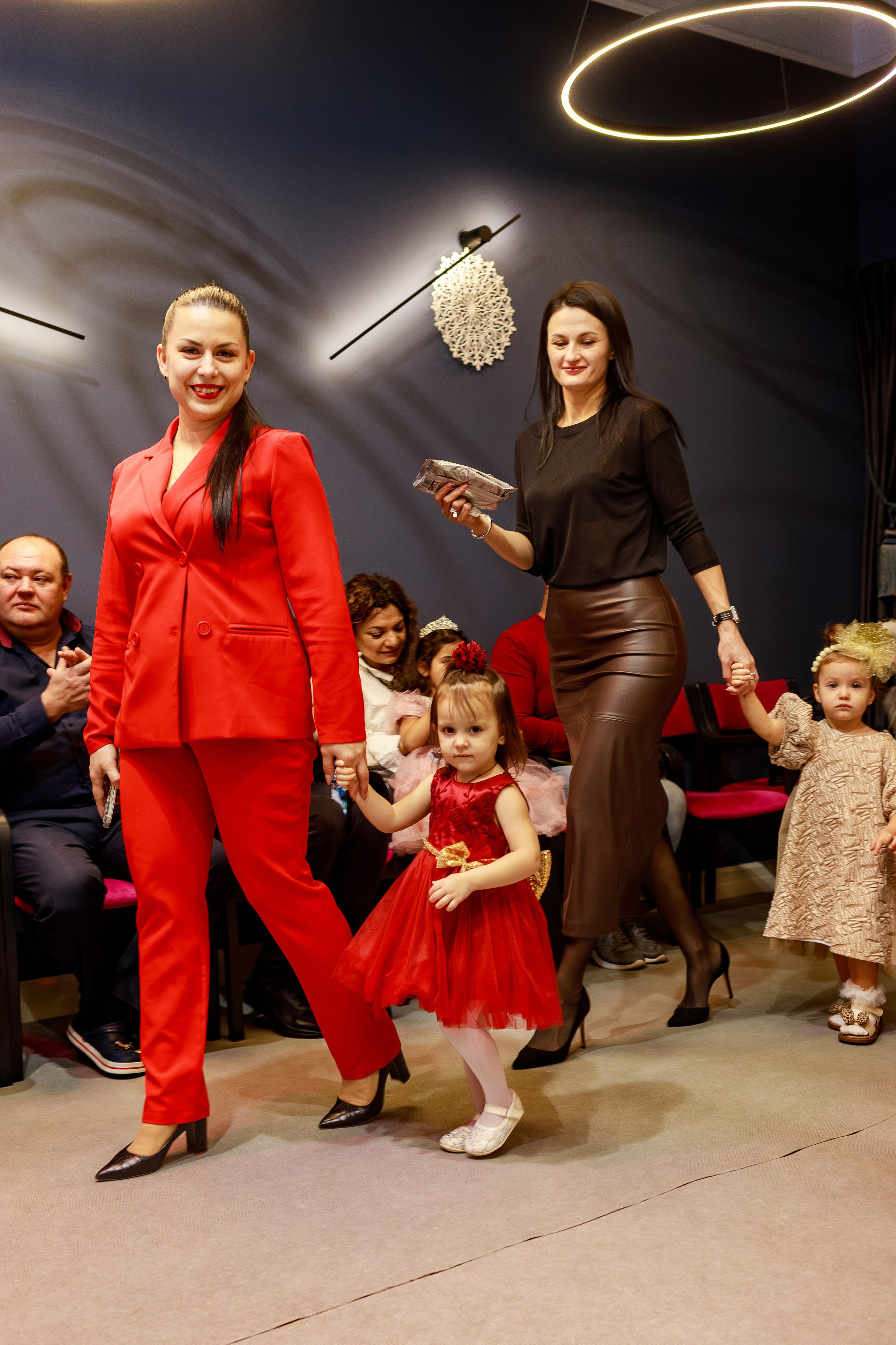 МЭЦ 2025. Семейный и детский фотограф в Краснодаре Ирина Лаврецкая