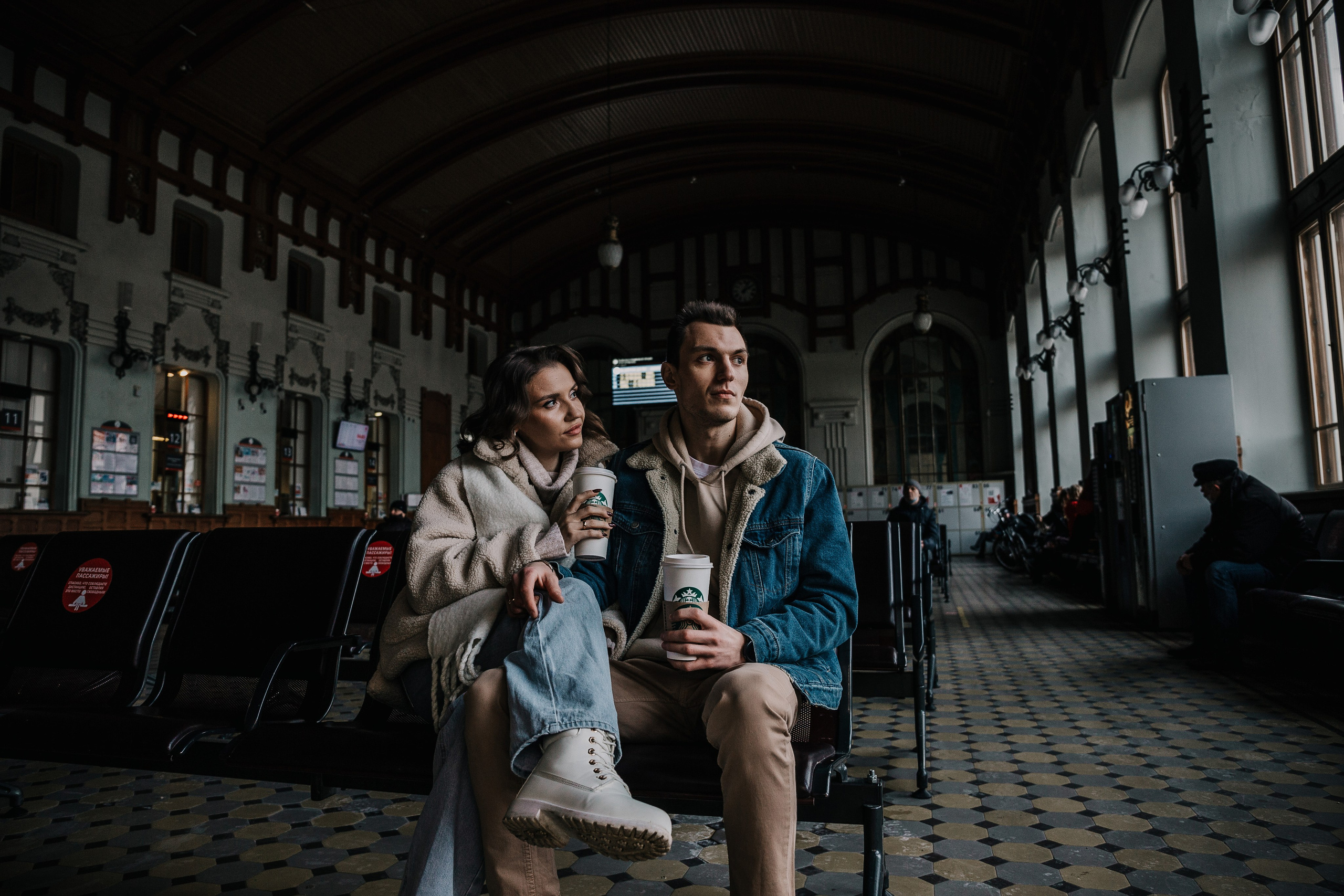 Даша & Рома. Витебский вокзал. Свадебный и семейный фотограф Пушкин Царское Село СПБ Питер Санкт-Петербург и Рязань Ольга Козлова