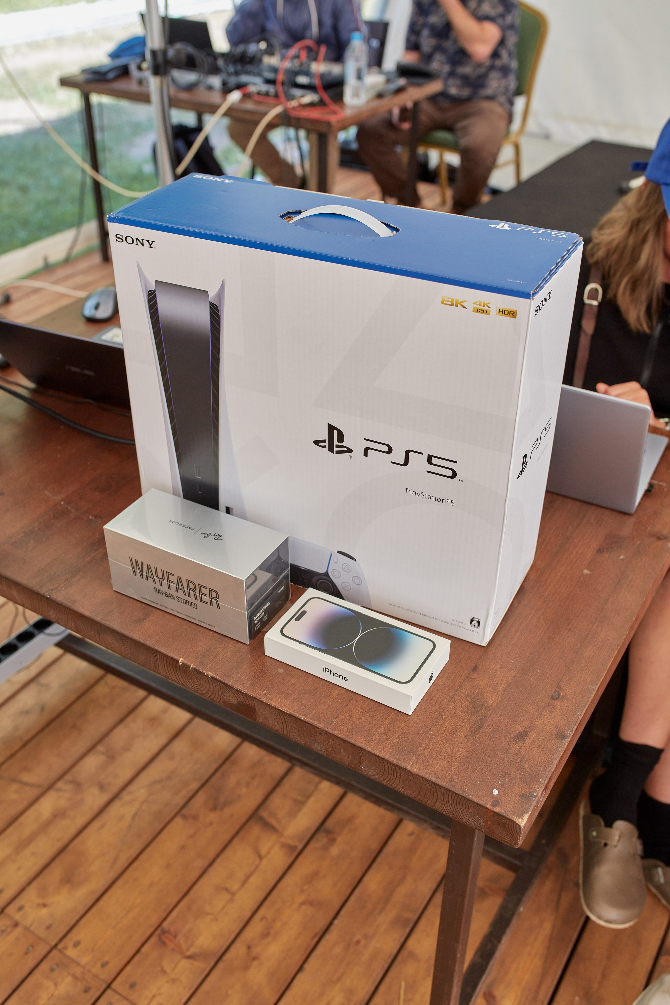 Форм электромонтажников Rexant и Kranz. Коммерческий фотограф в Москве Павел Володин — фотосъемка для бизнеса