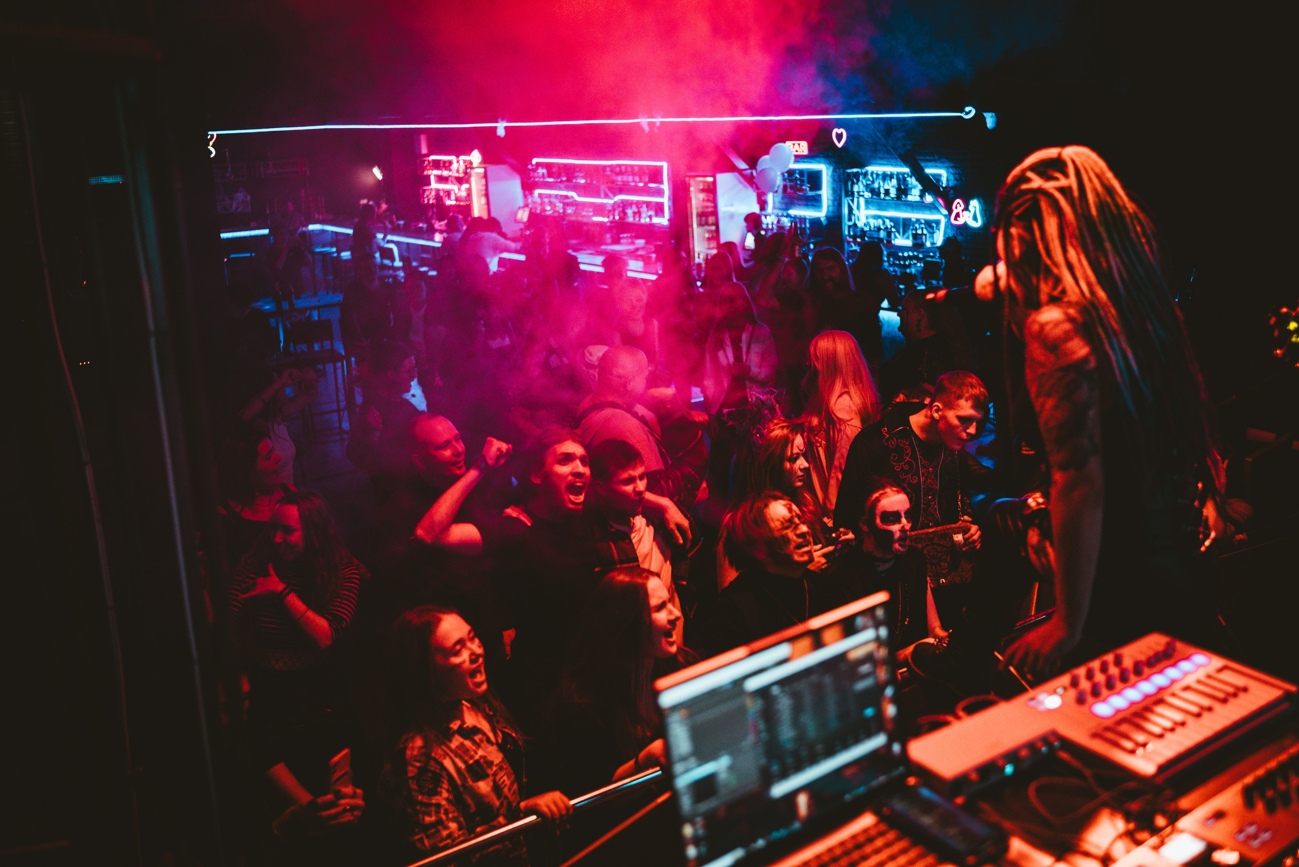 Рок-концерт HALLOWEEN 2024. Фотограф Улан-Удэ