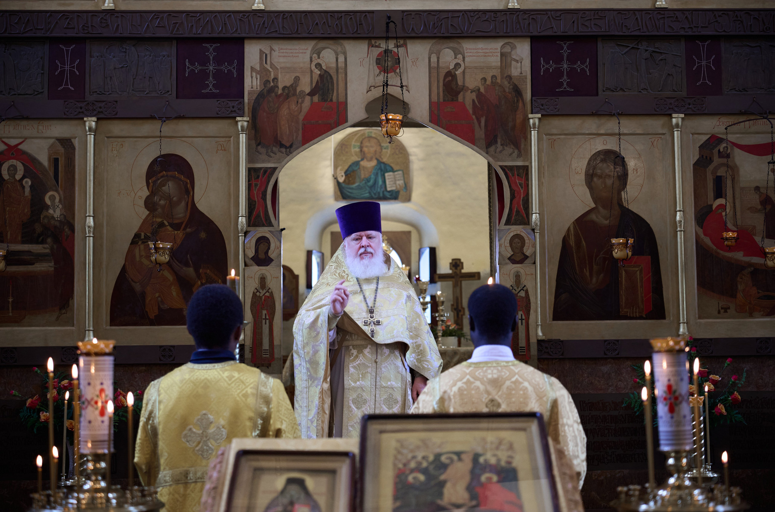 Литургия на китайском языке. Фотограф в Москве