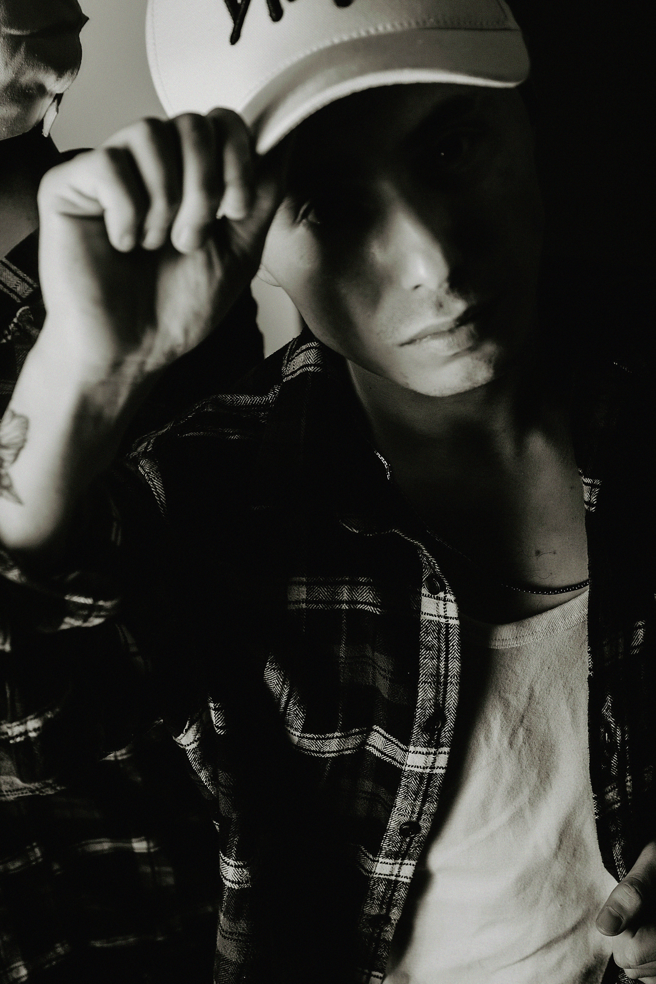 Фотосессия Нуртазы в фотостудии Пространство. Свадебный, семейный и портретный фотограф в Алматы, Костанай