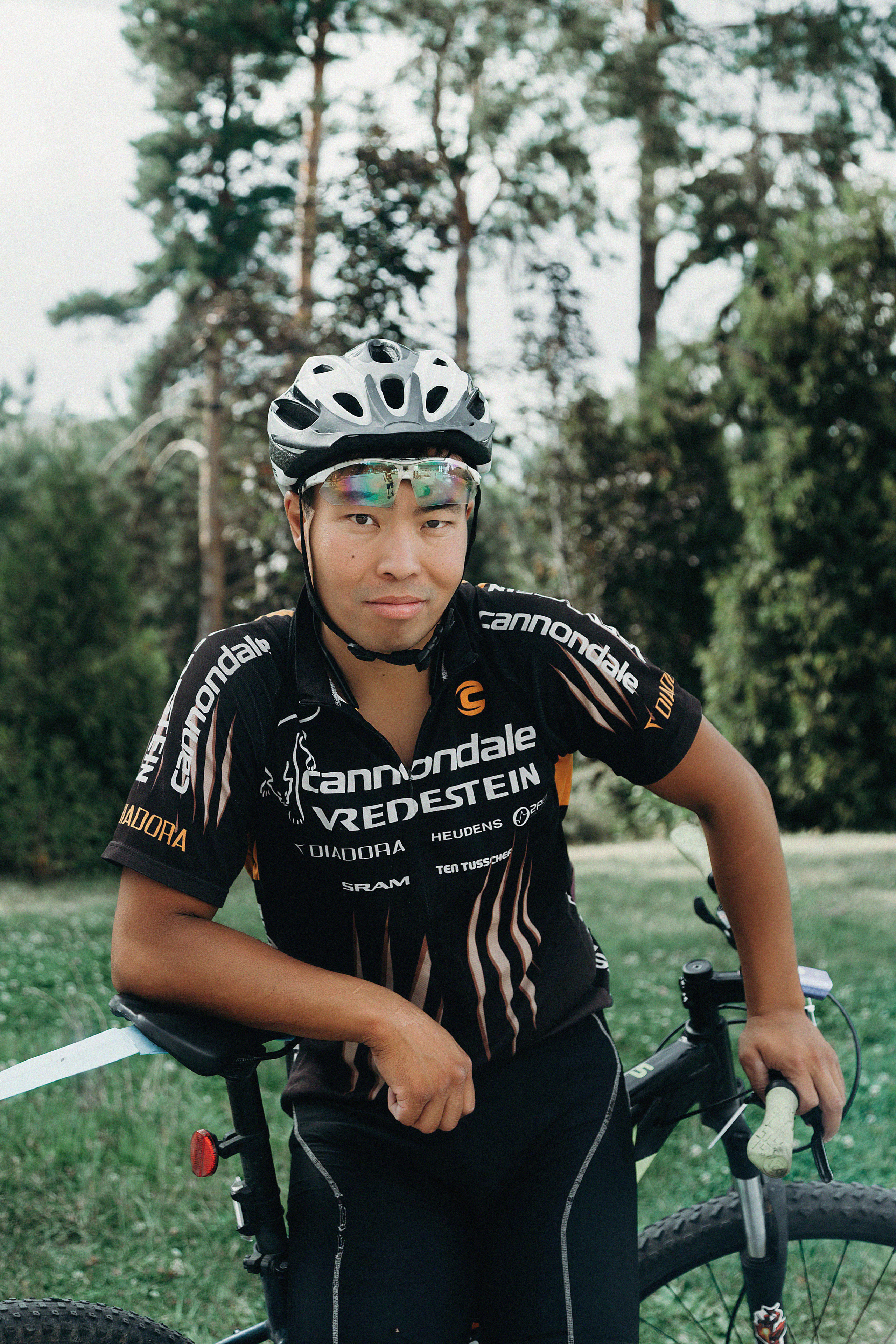 Стрит фото Алматы. Свадебный, семейный и портретный фотограф в Алматы, Костанай