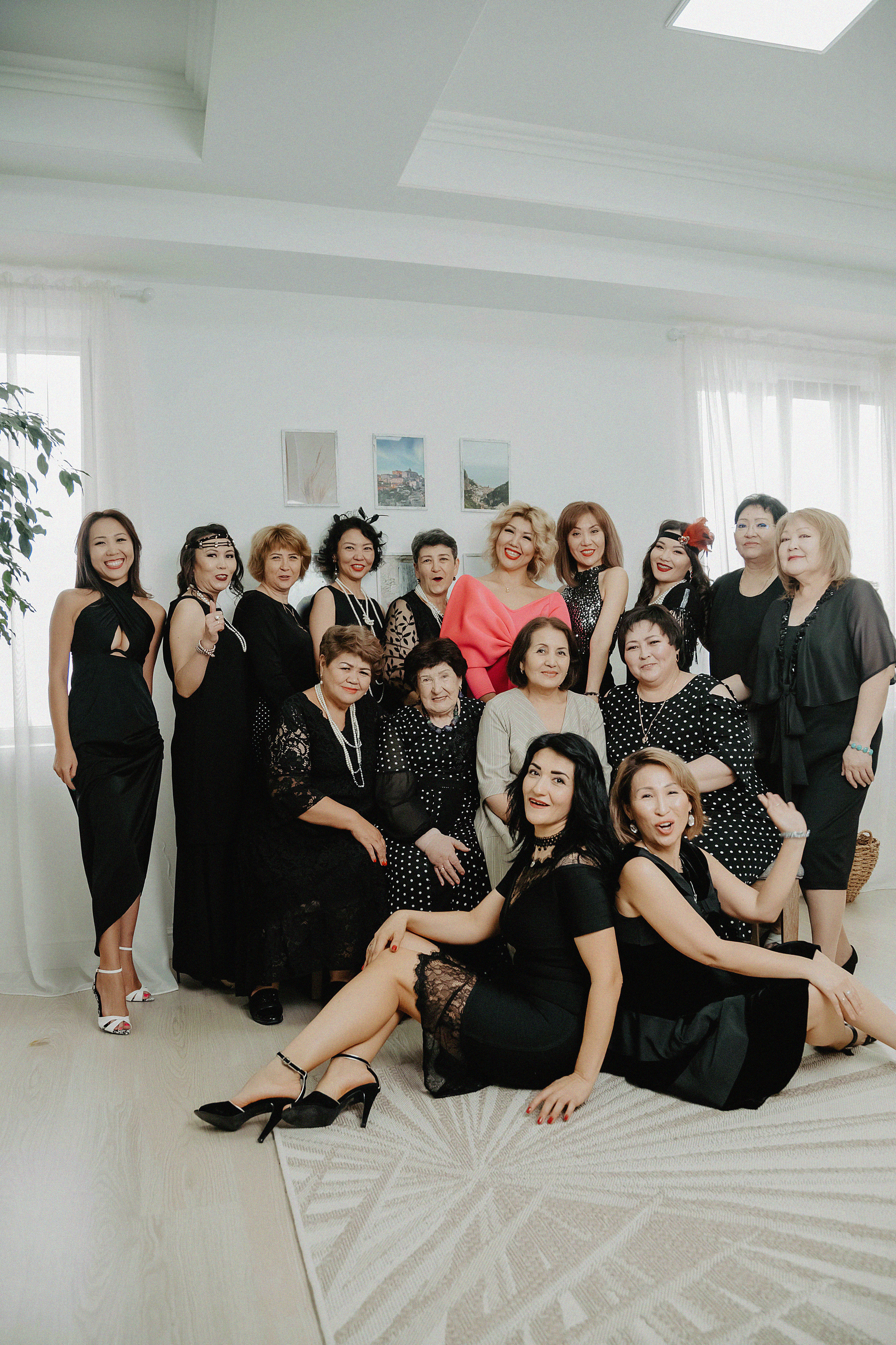 Фотосессия в фотостудии Пространство. Свадебный, семейный и портретный фотограф в Алматы, Костанай