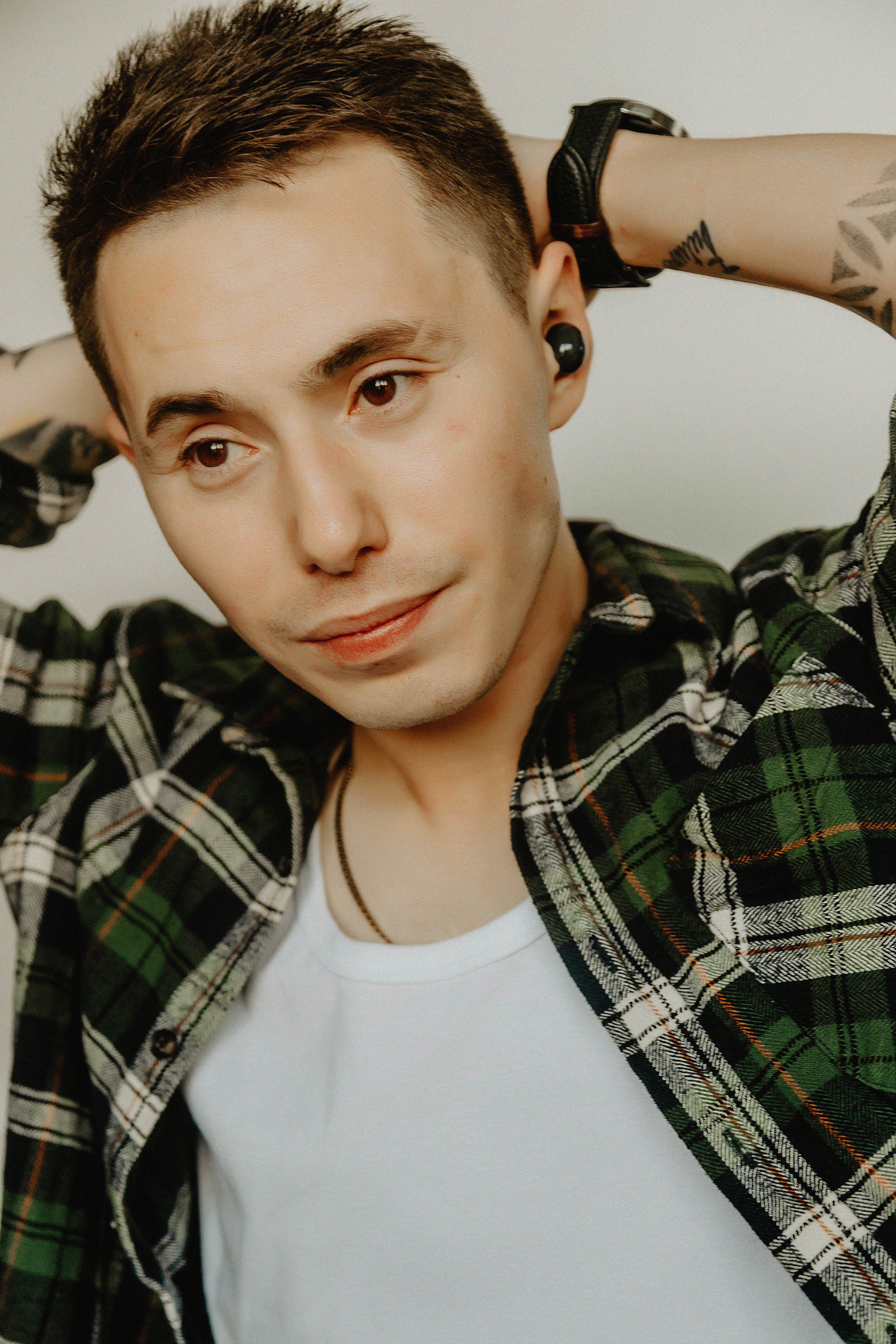 Фотосессия Нуртазы в фотостудии Пространство. Свадебный, семейный и портретный фотограф в Алматы, Костанай