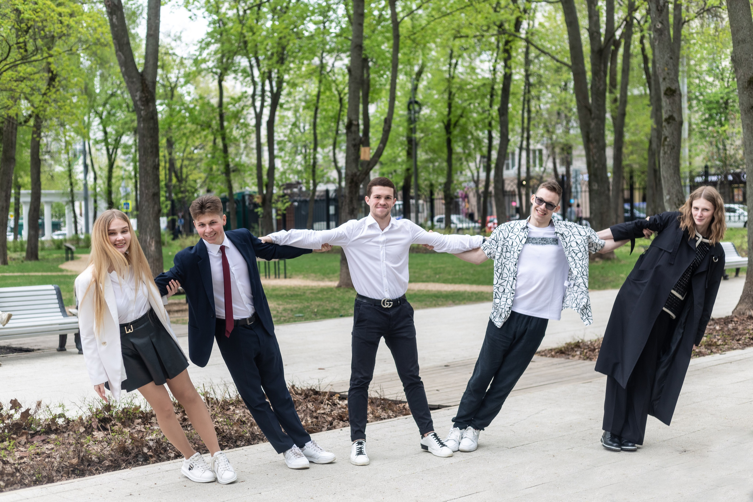 Прогулка. Выпускные альбомы Воронеж " СОКОЛ фото»