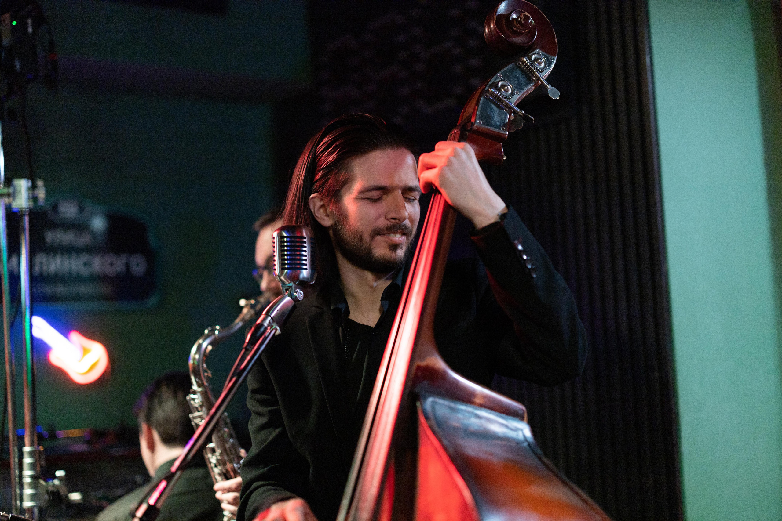 Film backstage. VICTORIA SHU