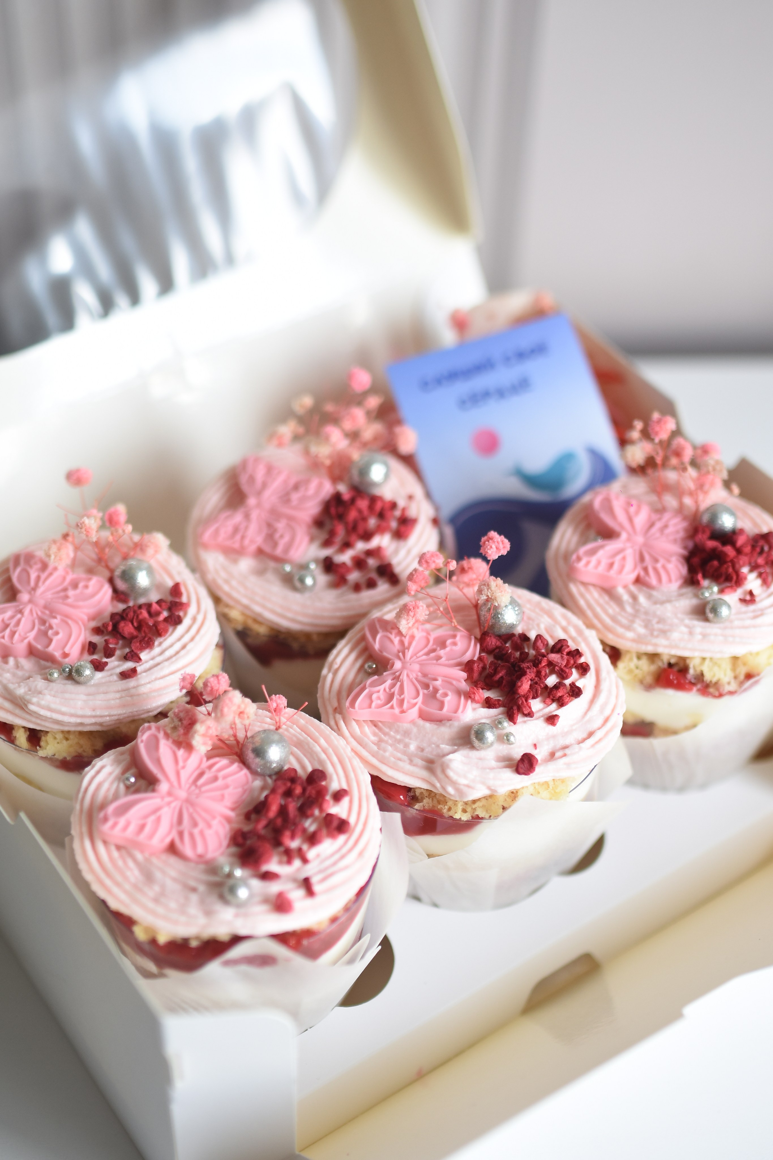 Капкейки. Семейная кондитерская. Торты и десерты на заказ в Москве и области