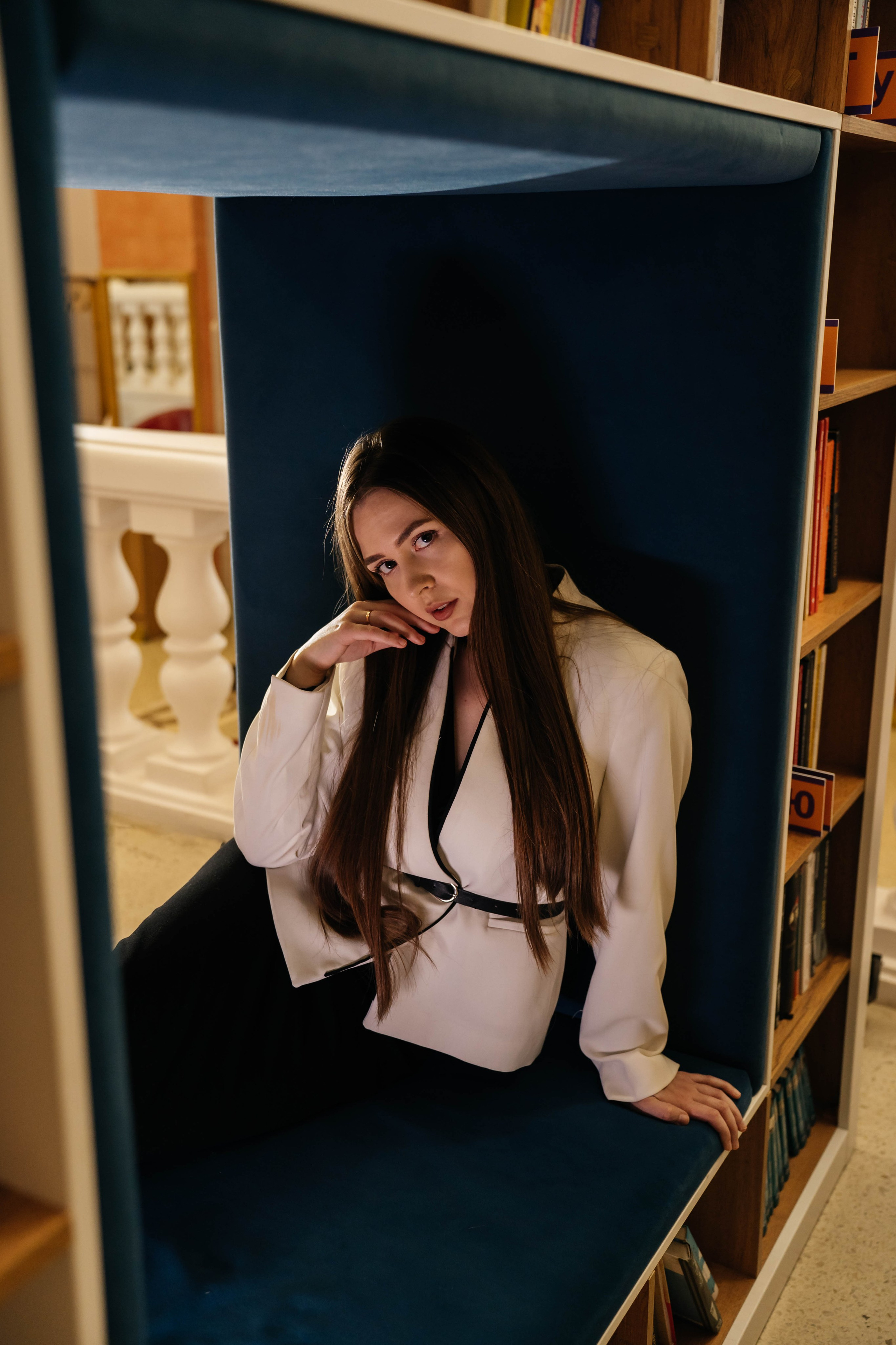 В библиотеке. Видеограф и Фотограф в Челябинске Ксения и Владимир Рюмины