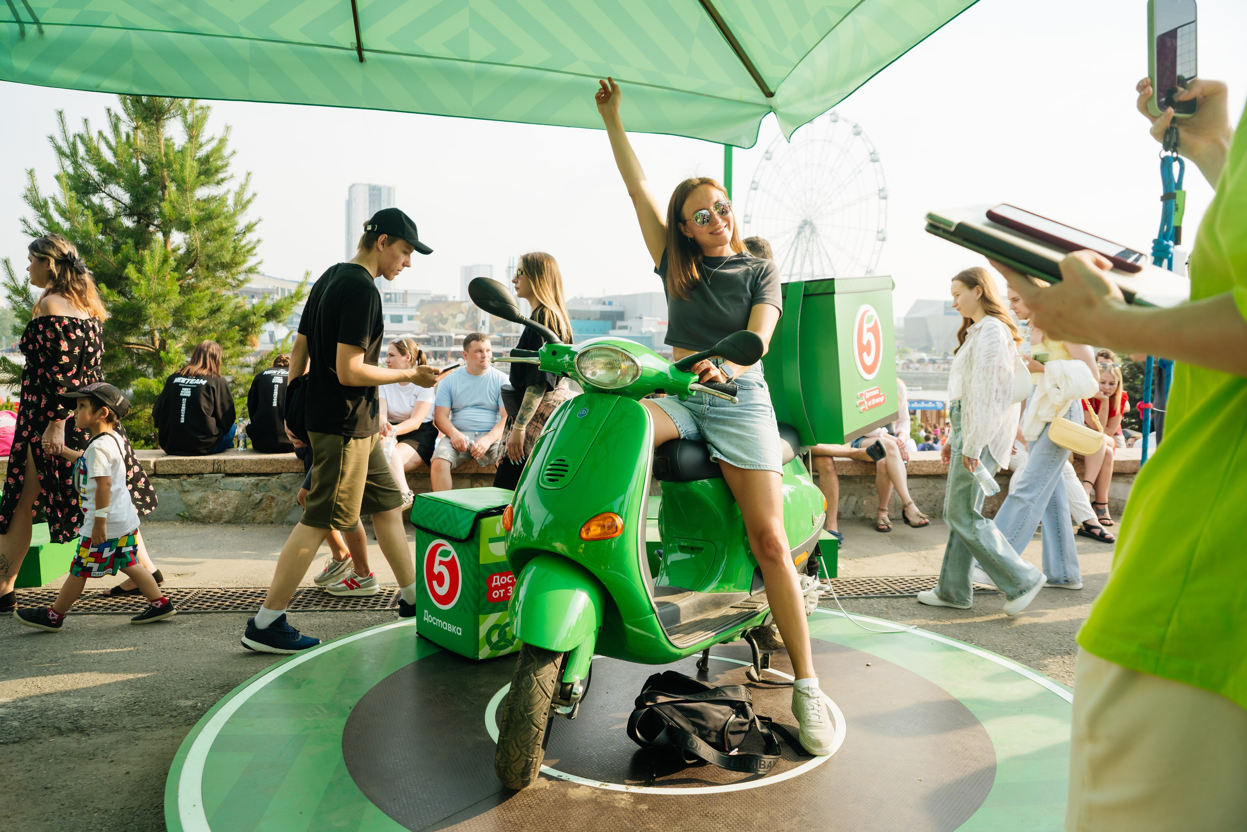 Пятерочка на VK фесте. Видеограф и Фотограф в Челябинске Ксения и Владимир Рюмины