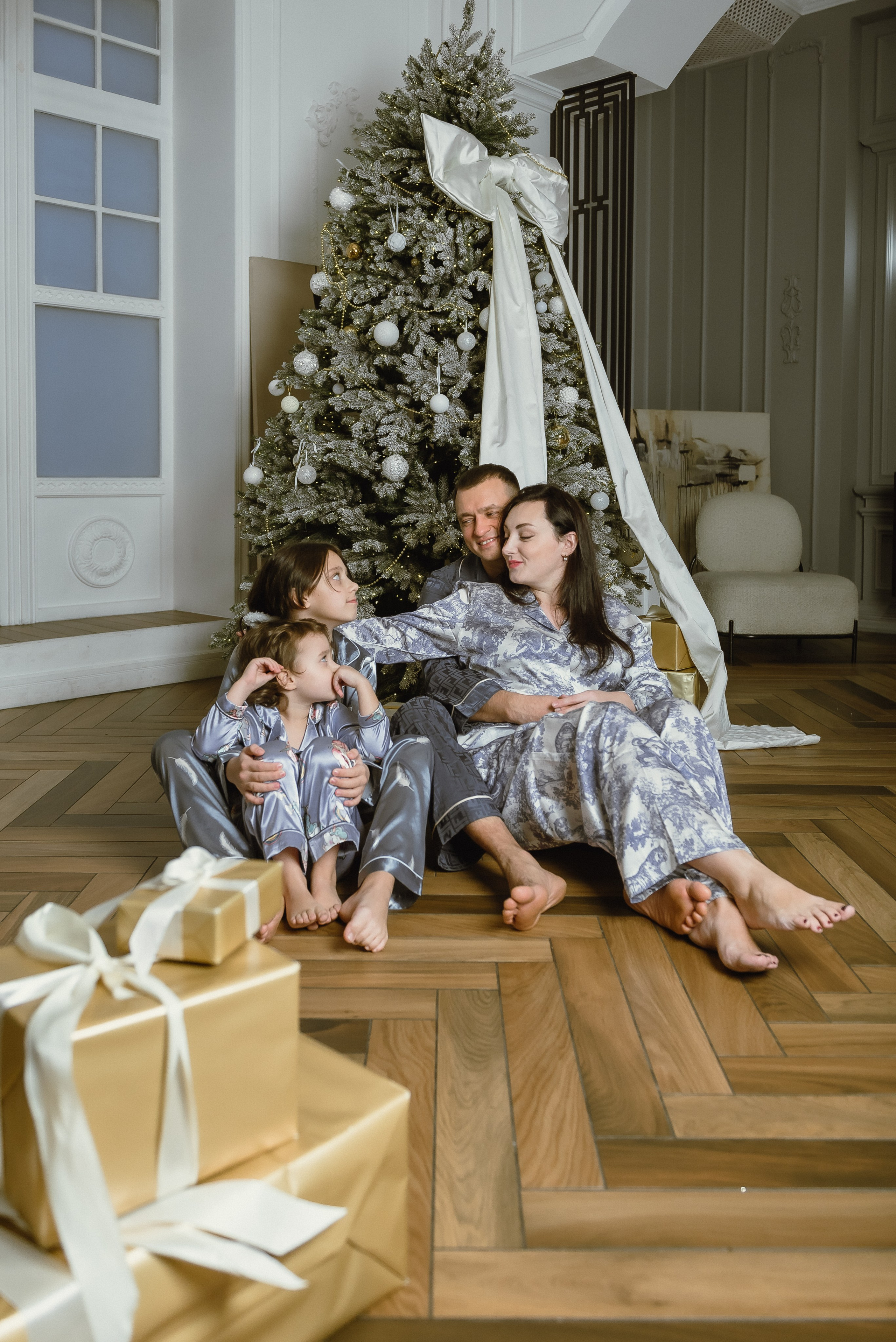 Семейная новогодняя 4 человека. КОНТЕНТ | БРЕНД фотограф Санкт-Петербург — Жанна Олтаржевская