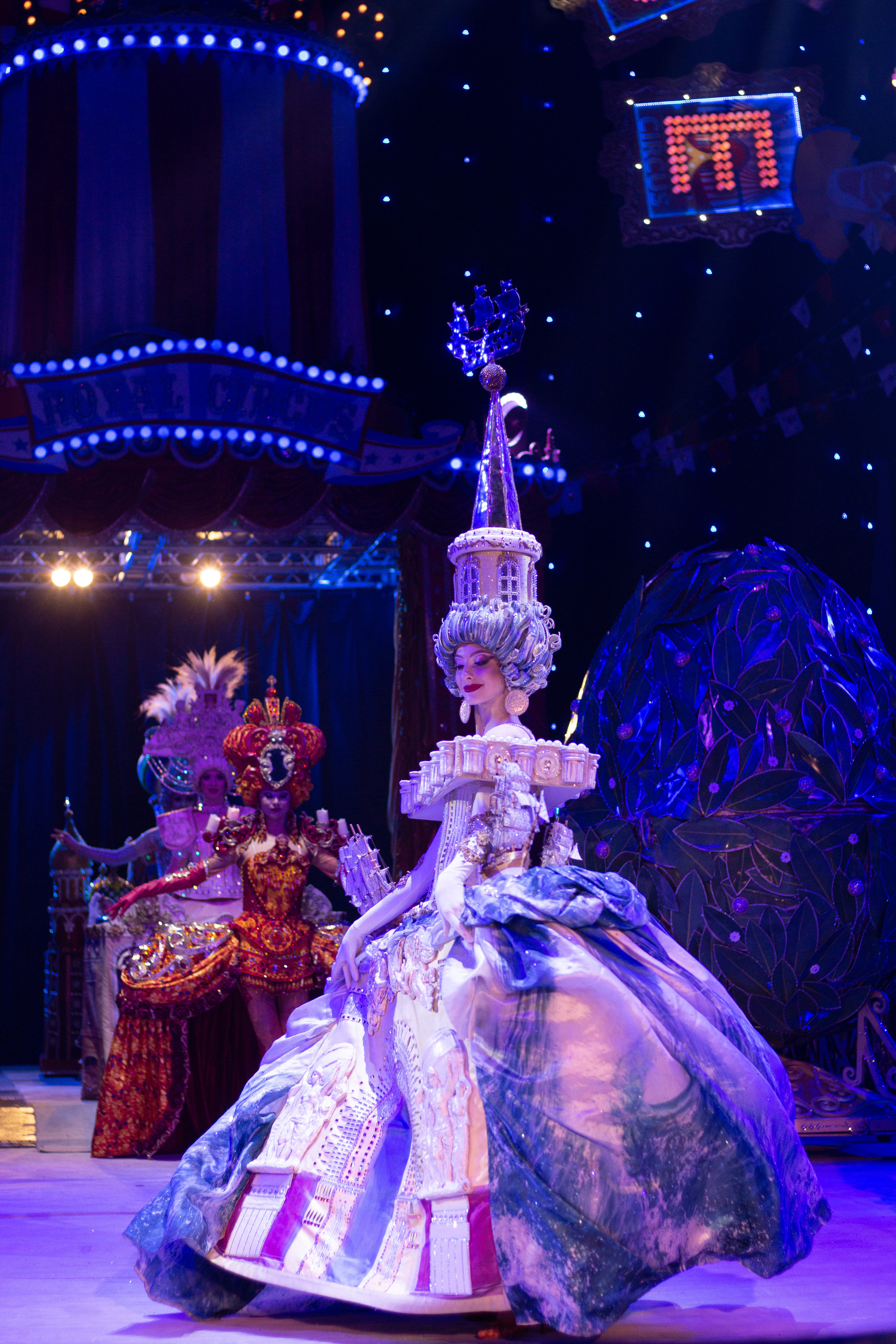 ЦИРКОВОЕ ШОУ ГИИ ЭРАДЗЕ «БУРЛЕСК». Сервис фотоуслуг во Владивостоке