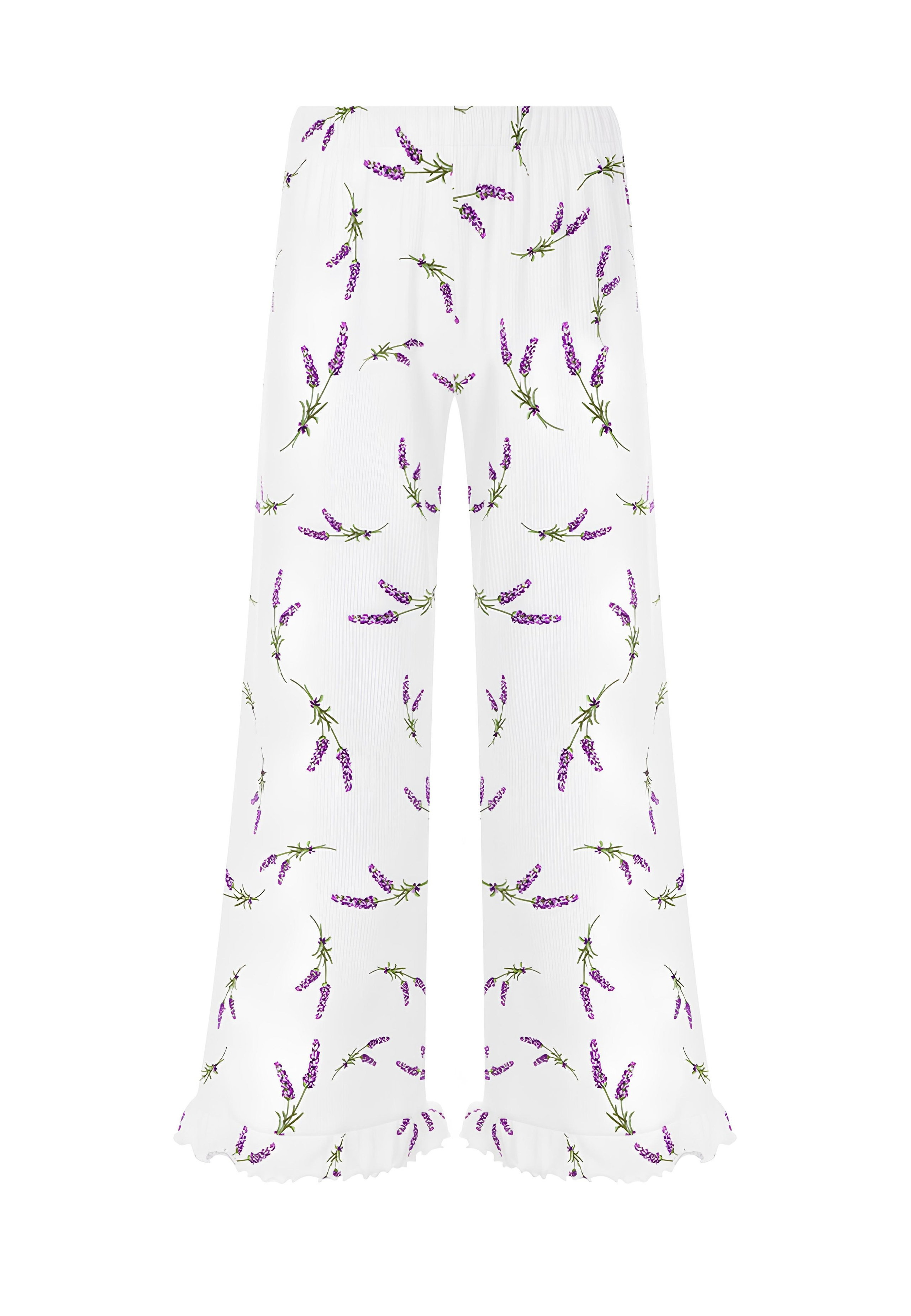 Mimi Pajamas. Photographer. Producer. Retoucher