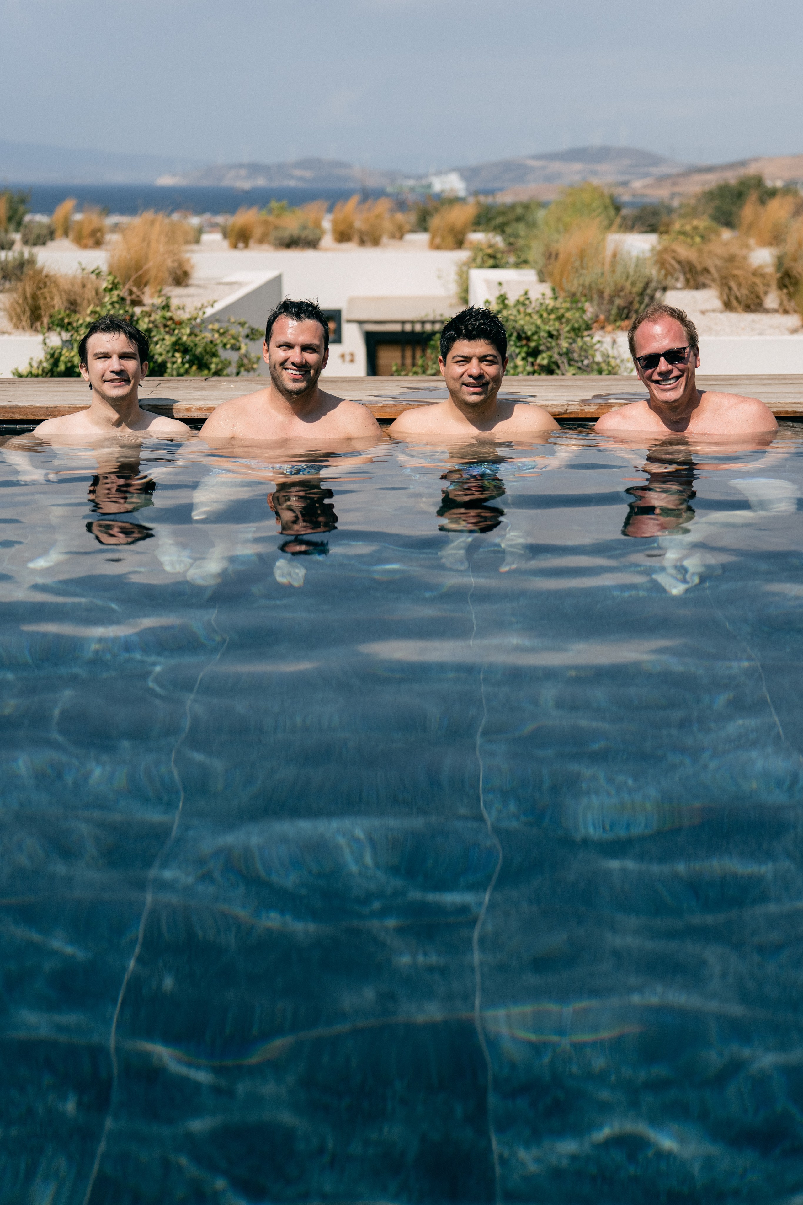 Sunshine in Izmir. Wedding & Documentary Photographer based in Nuremberg — available across Europe & Turkey | Vitalii Nasonov