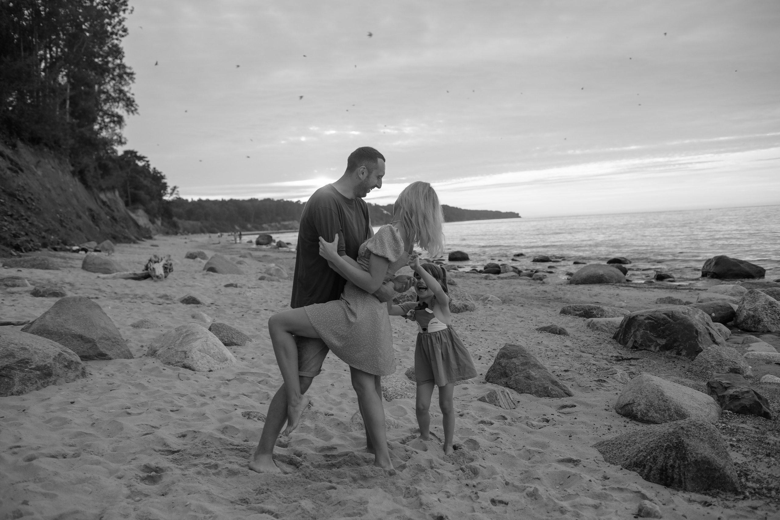 Есеня, Леня и Аня. Закат в Куликово. Фотограф в Калининграде Решетникова Алина