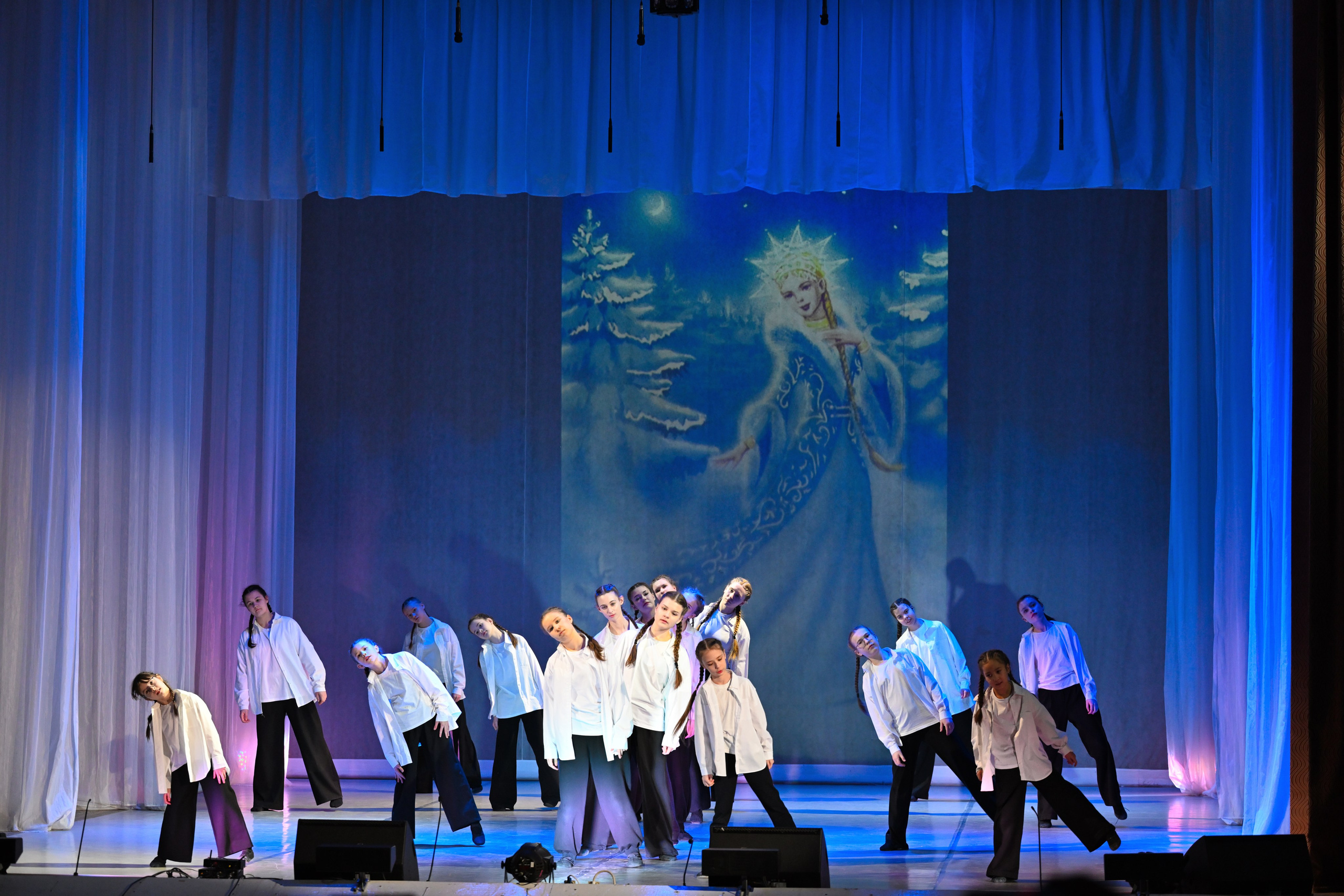 2025-12-19 Танцы ДК. Снежинск фото Андрианов