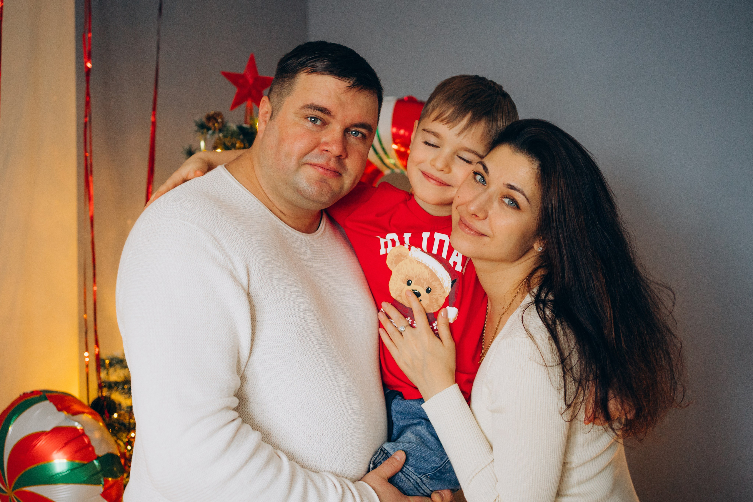Семья — это тепло объятий и свет улыбок!. Фотограф Москва Светлана Кирюшина
