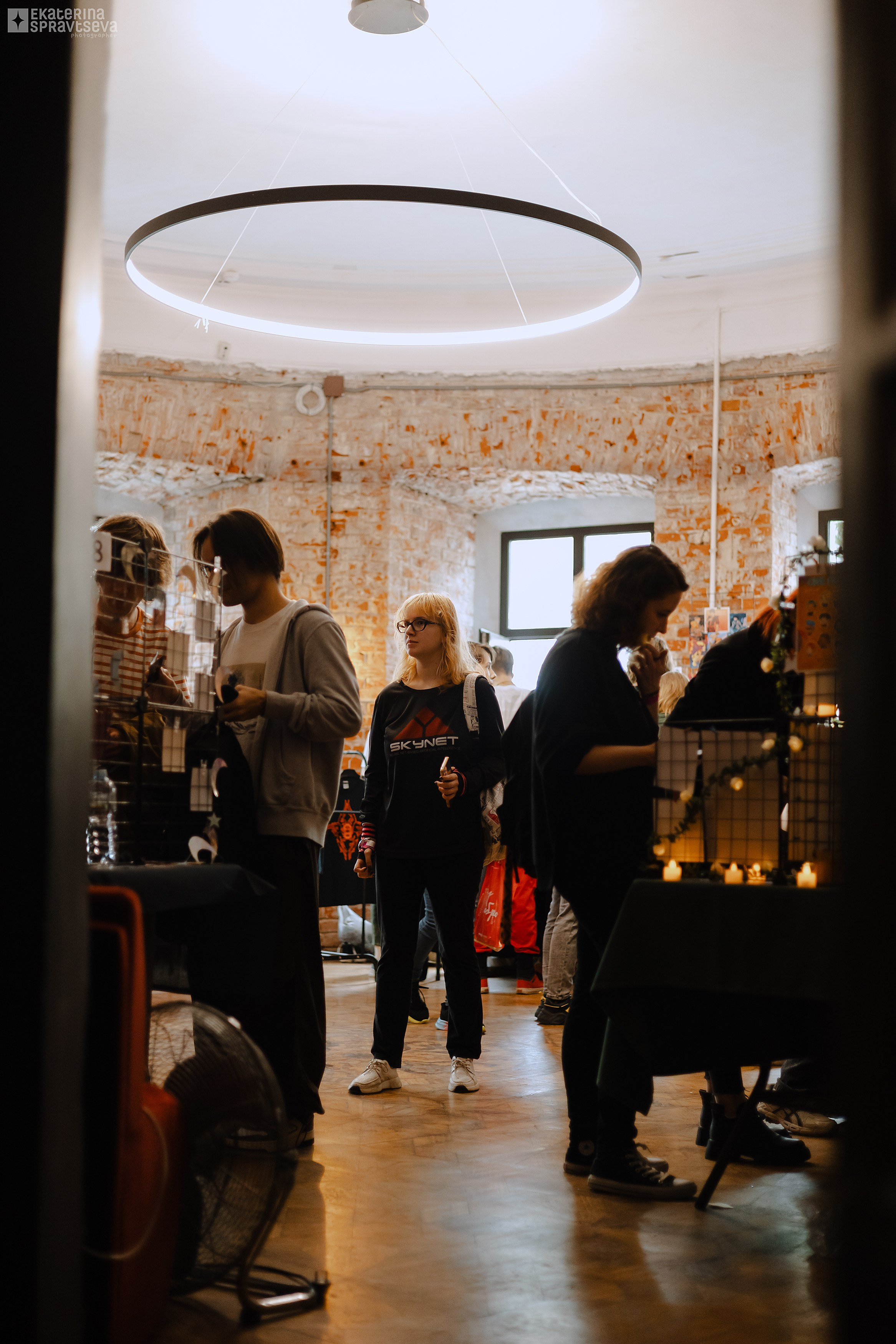 Арт-маркет «Волчок». Фотограф Анималист Екатерина Справцева в Нижнем Новгороде