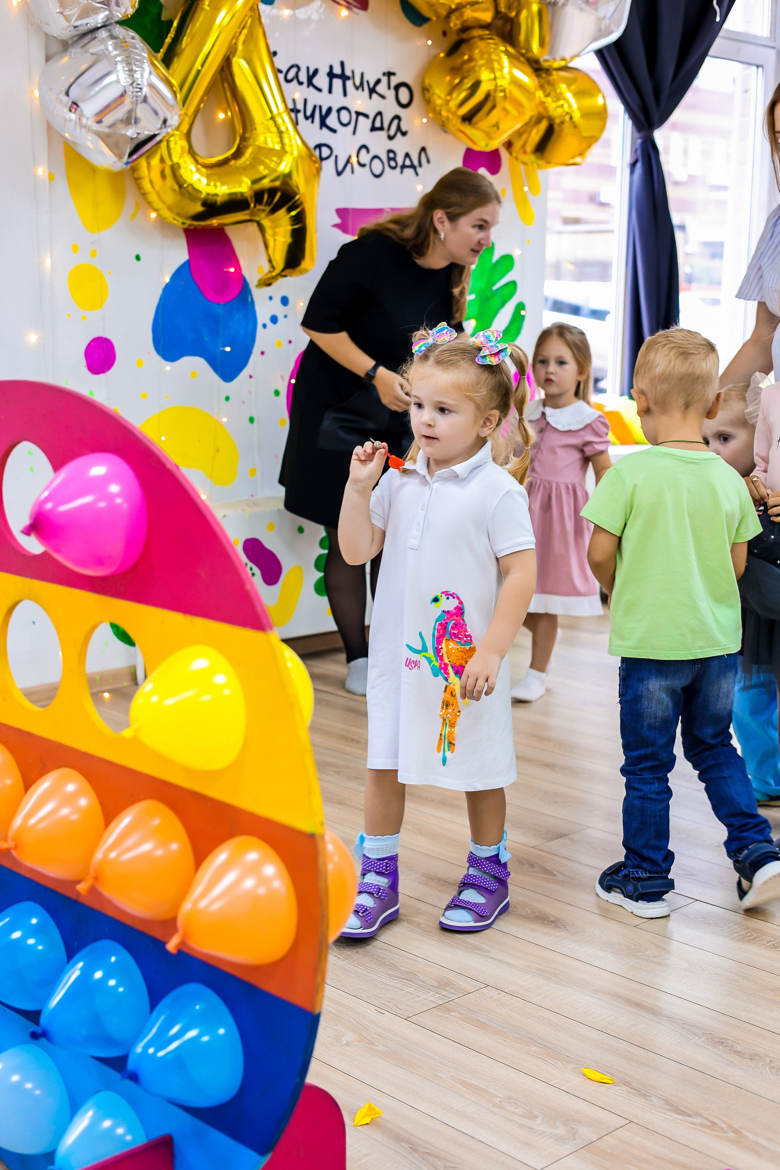 Арина 4 года. Kids Point. Фотограф Диана Воробьева Нижний Новгород