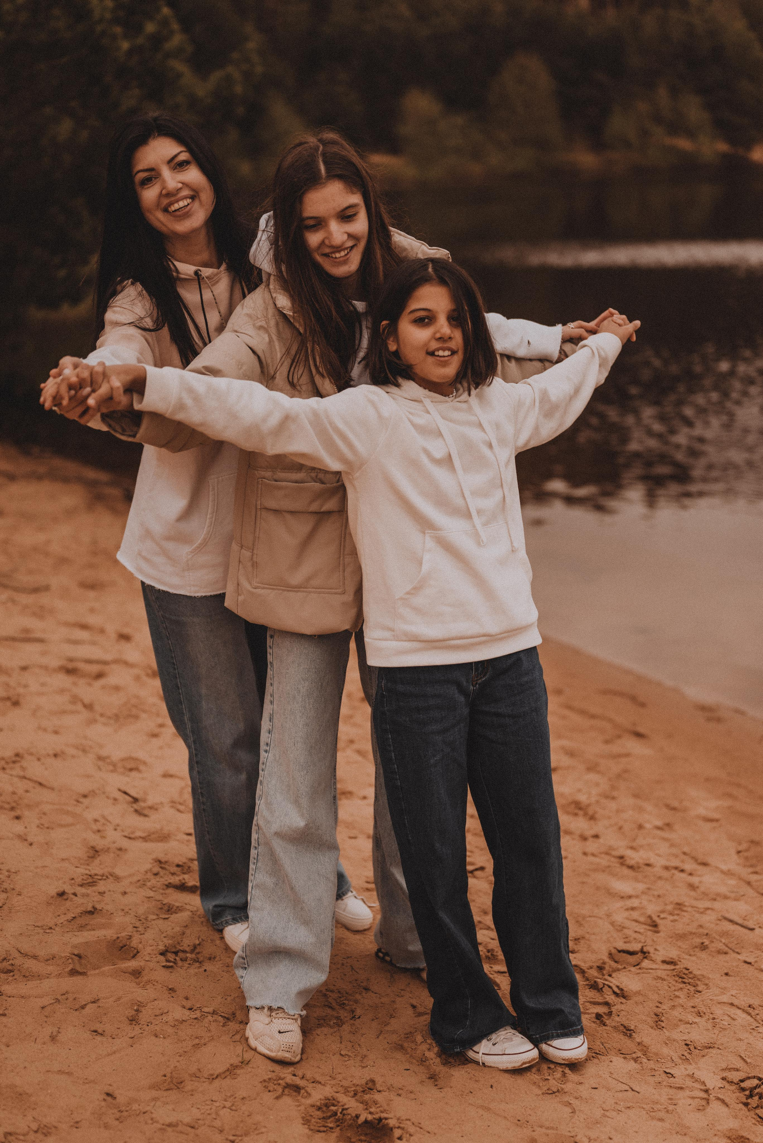 Оксана, Амина и Лиля. Фотограф Кристина Пархоменко