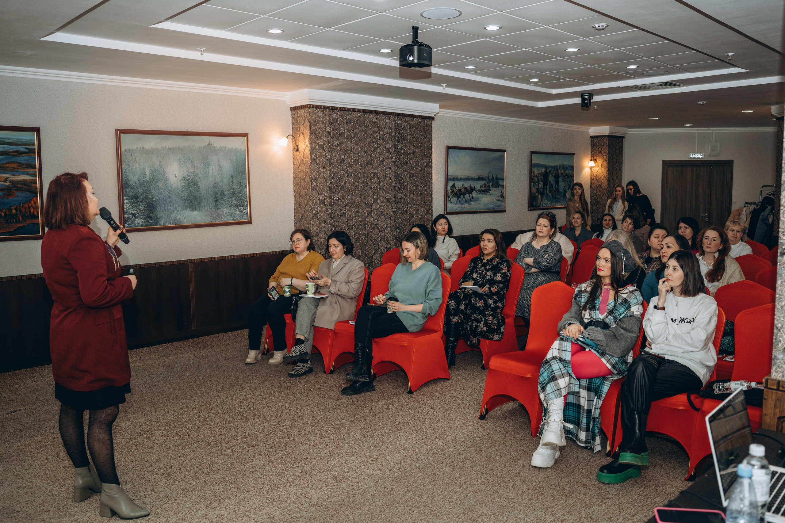 Бизнес-девичник. Лайфстайл фотограф в Ханты-Мансийске Мария Шишкина