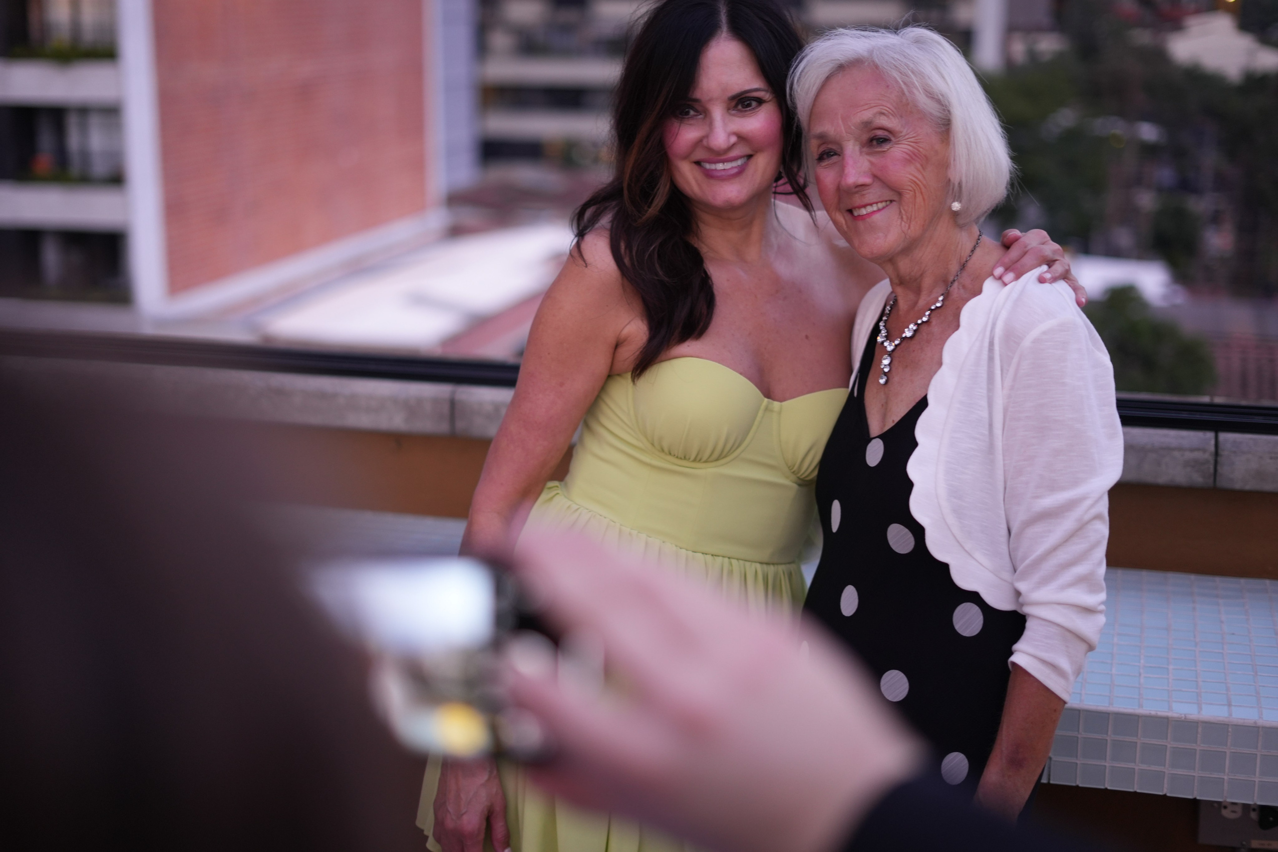 Olivia and Zack / 1 wedding day. Wedding Photographer in Barcelona and Medellin