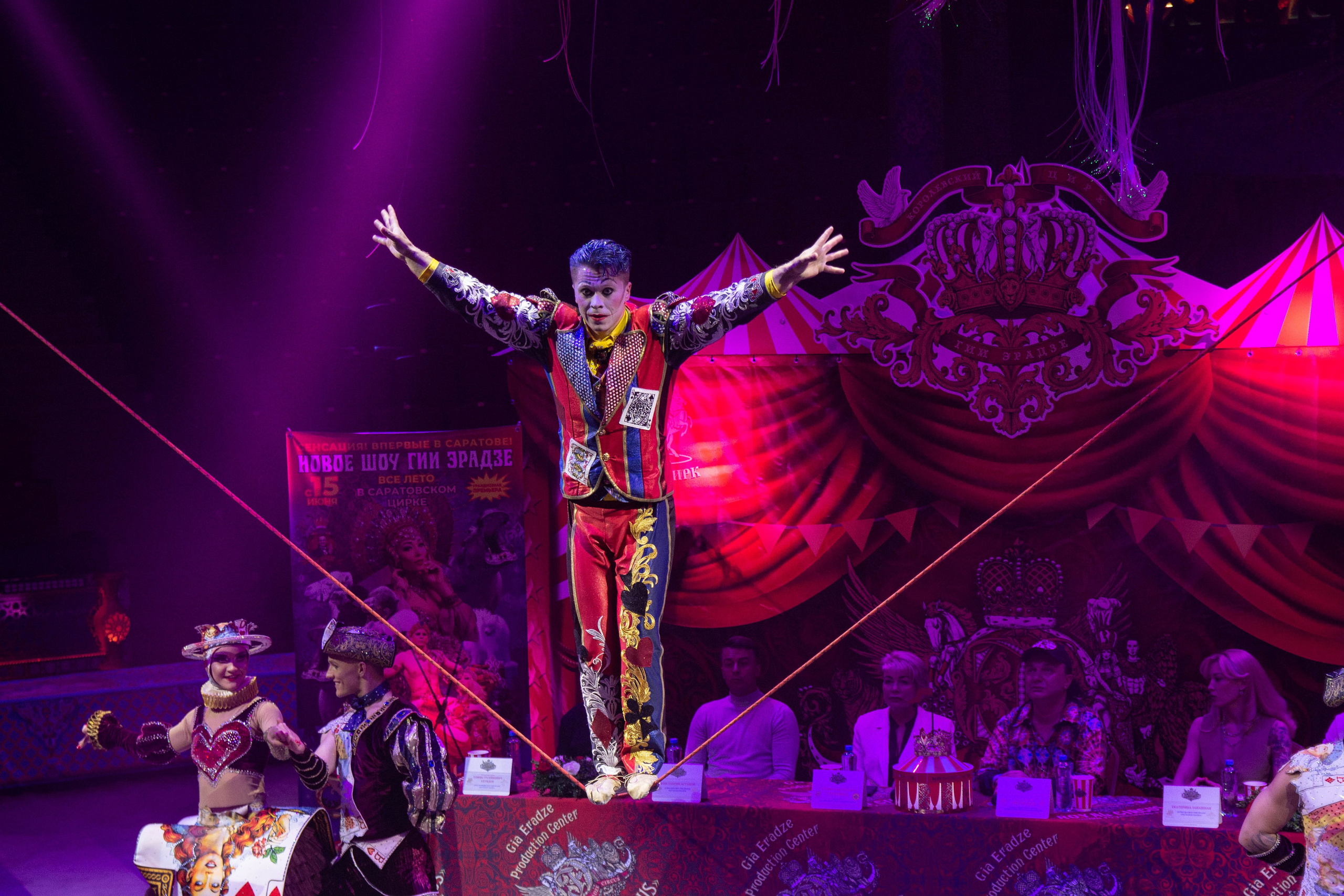 Пресс-конференция шоу ГИИ ЭРАДЗЕ «Песчаная сказка» Саратов 2024. Вадим Малянов — фотограф / видеограф в Саратове