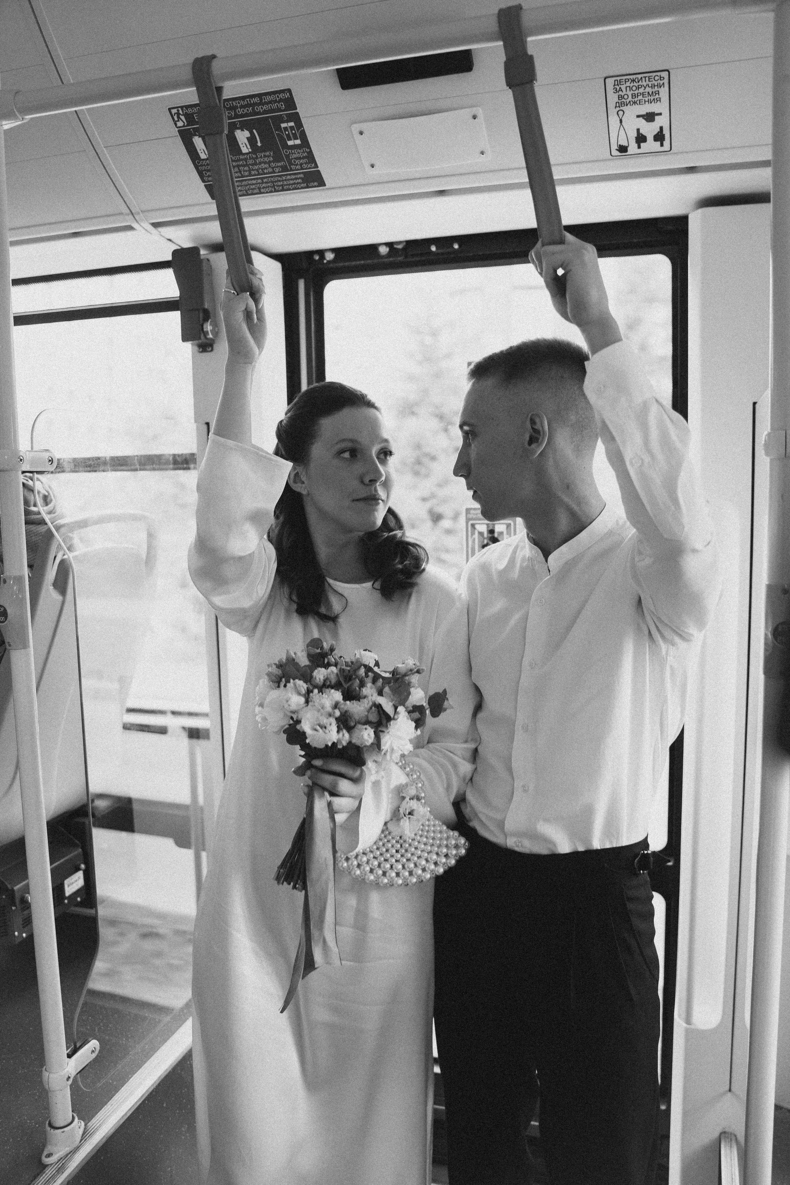 Никита и Аня в городе. Семейный, портретный фотограф Новосибирск. Оля Адова