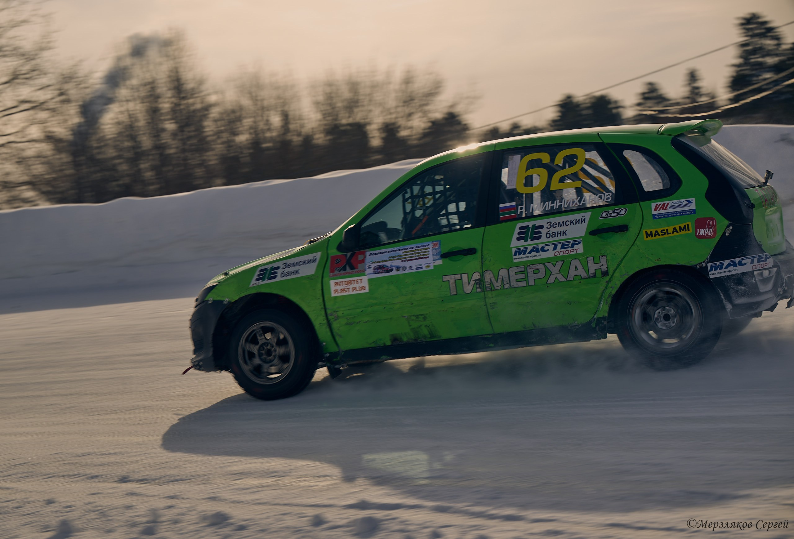 Трековые гонки Ижевск. Спортивный репортажный фотограф в Ижевске Сергей Мерзляков