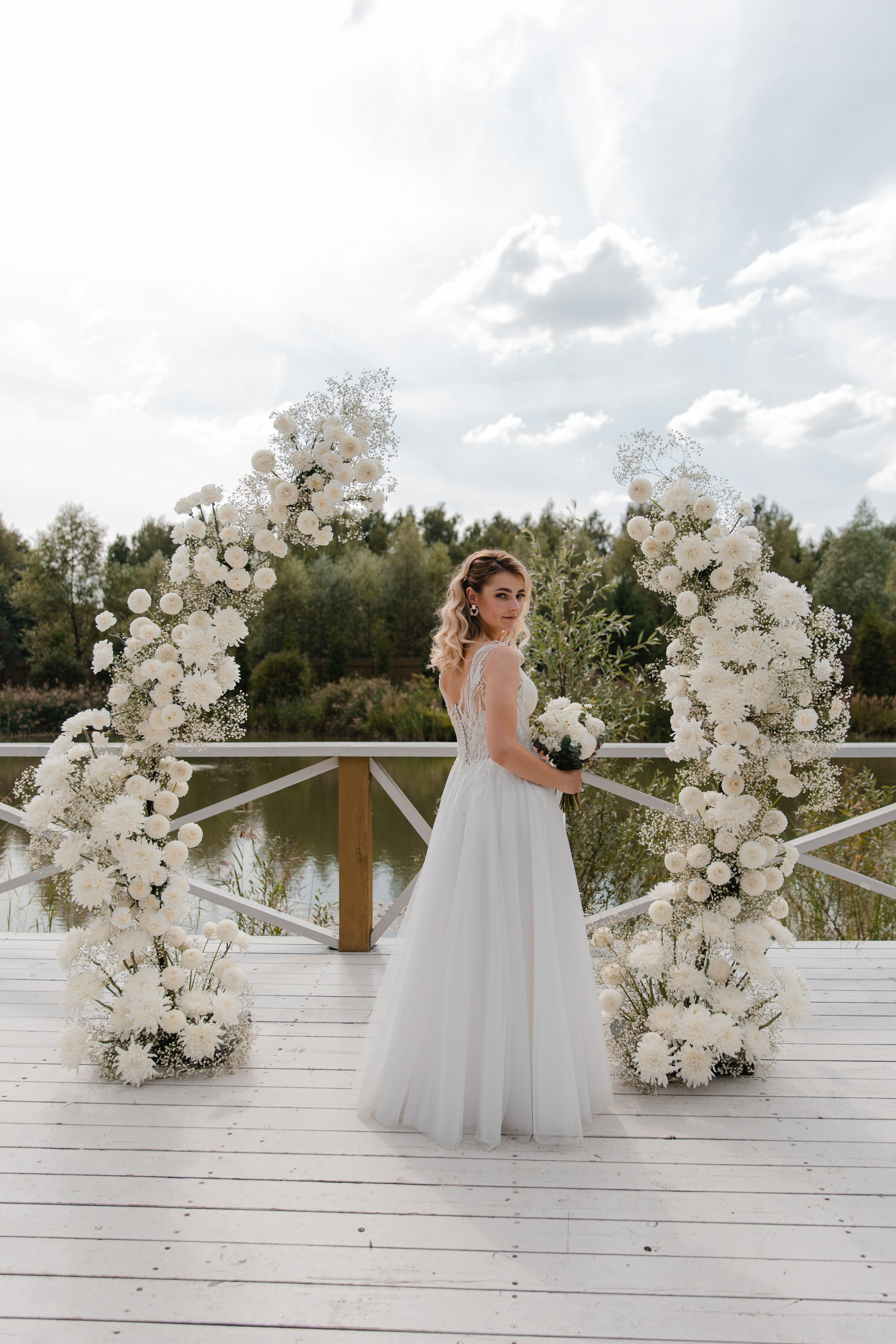 Свадьба с любимой собакой. Свадебный организатор в Москве и Санкт-Петербурге Пергаева Ольга