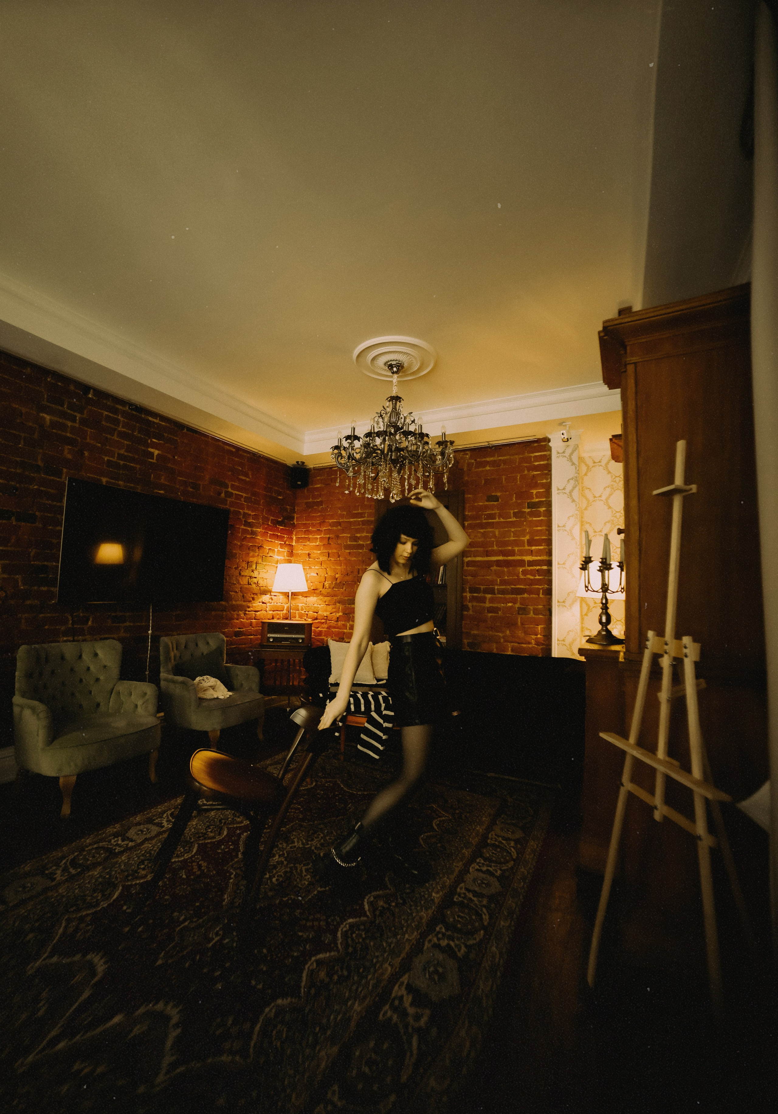 Джонс. Sun Betty — кинофотограф Элизабет