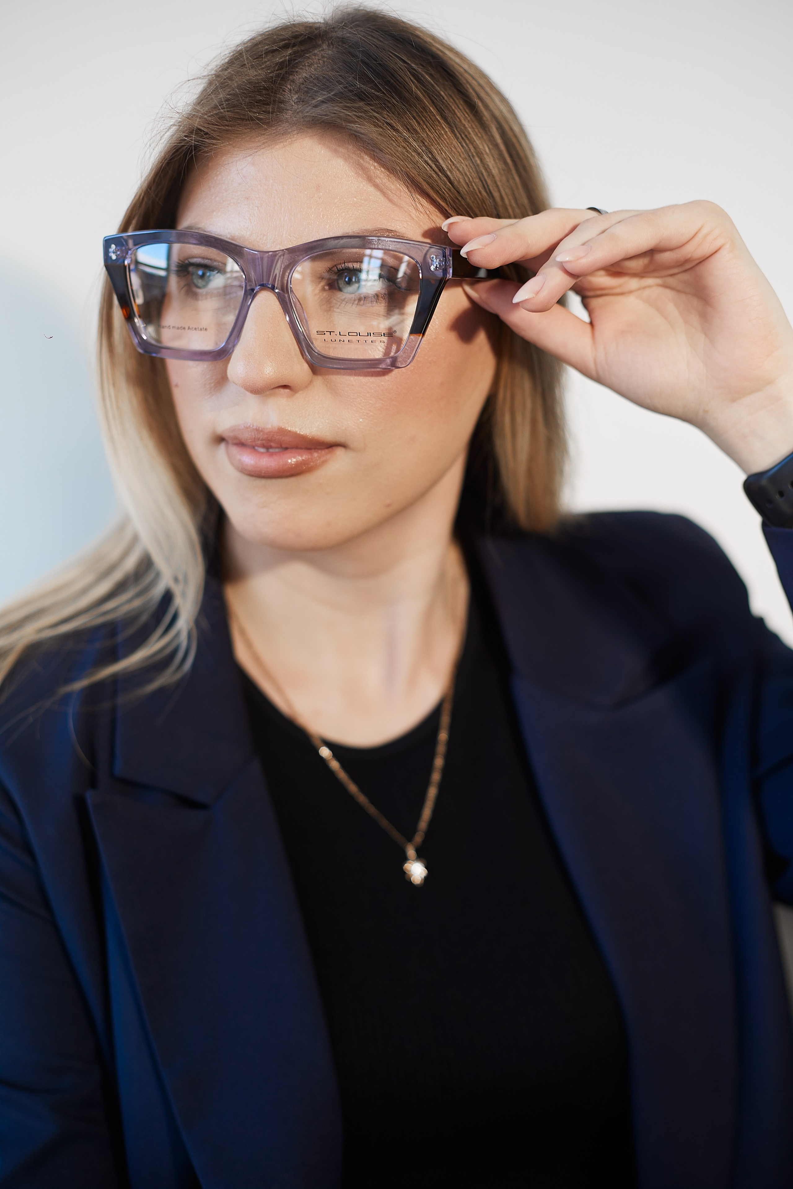 Бизнес съёмка для Оптик Маркет. Виктория Ларина — Портретный профессиональный фотограф в Иркутске